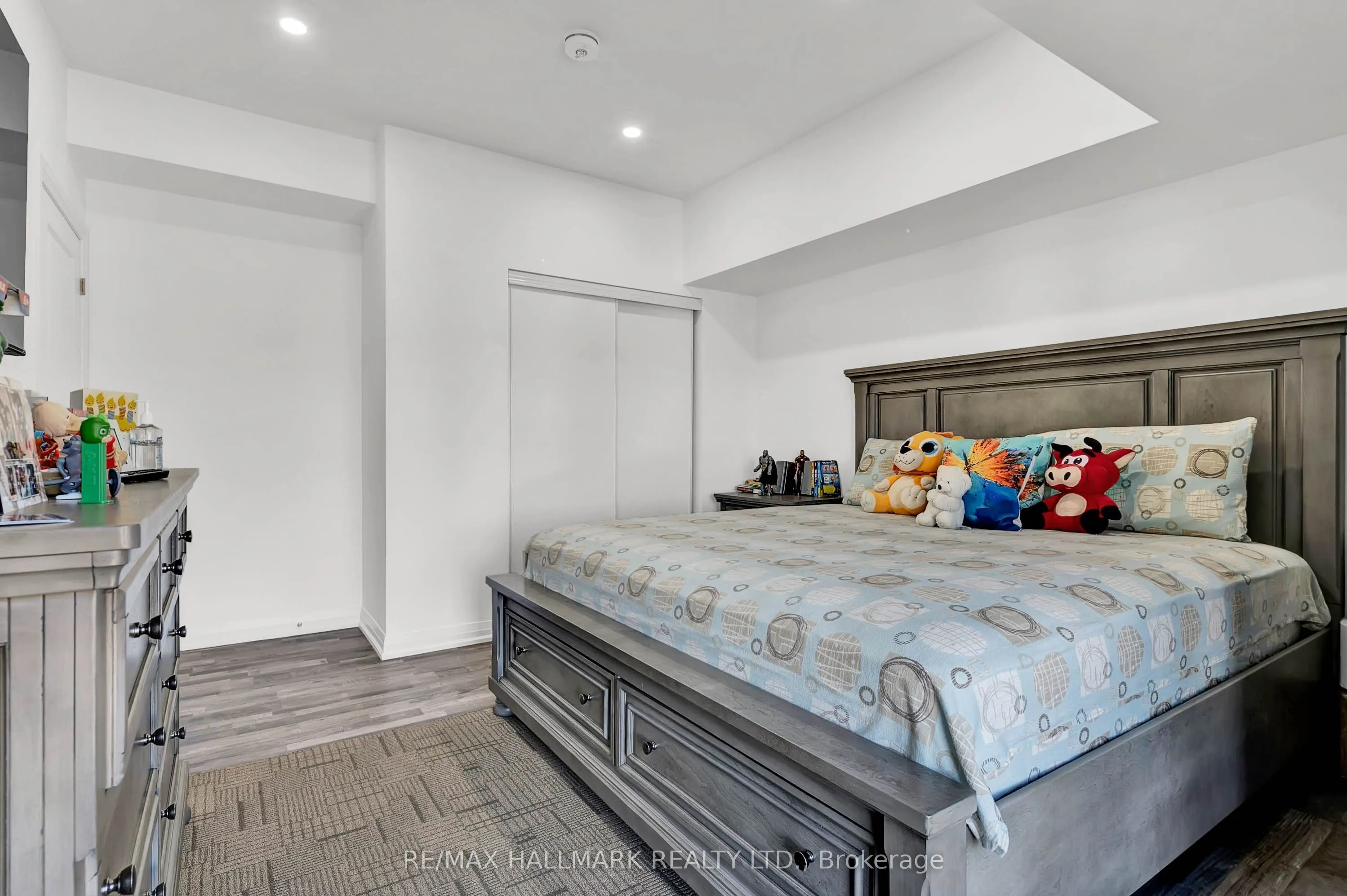 54 Koda Street, #201
