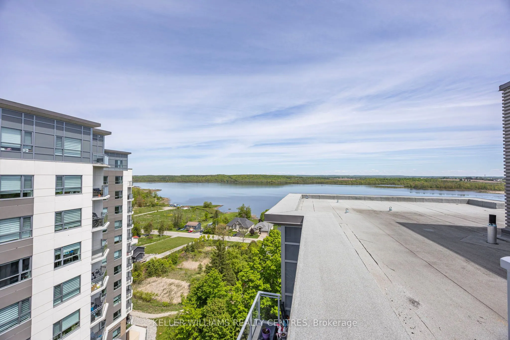 58 Lakeside Terrace, #303