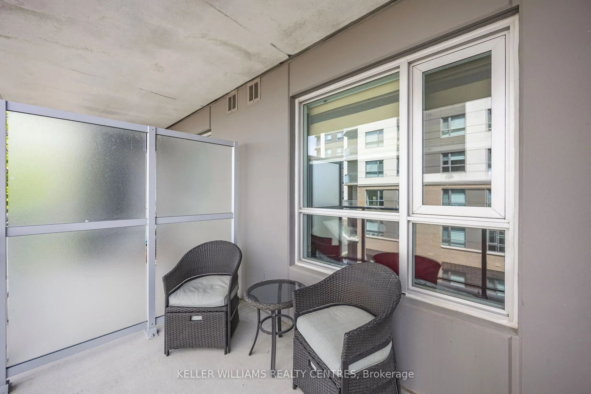 58 Lakeside Terrace, #303