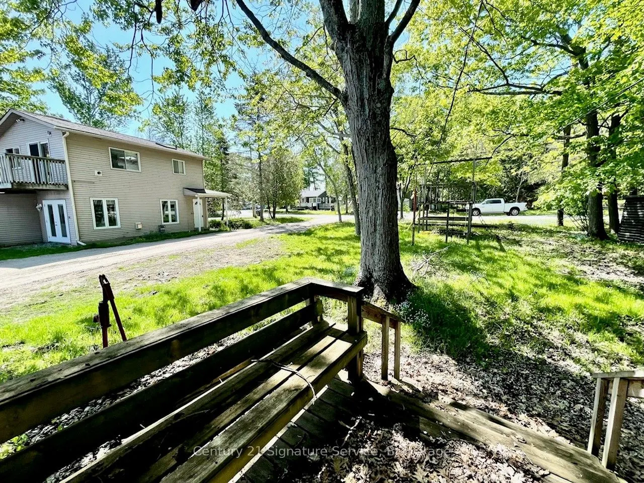 264 Robins Point Road