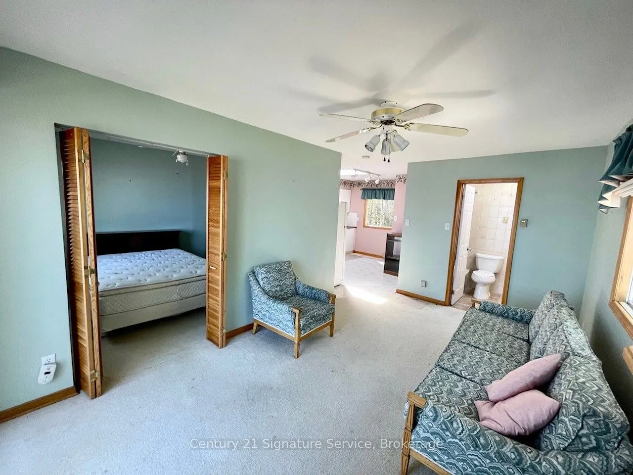 264 Robins Point Road