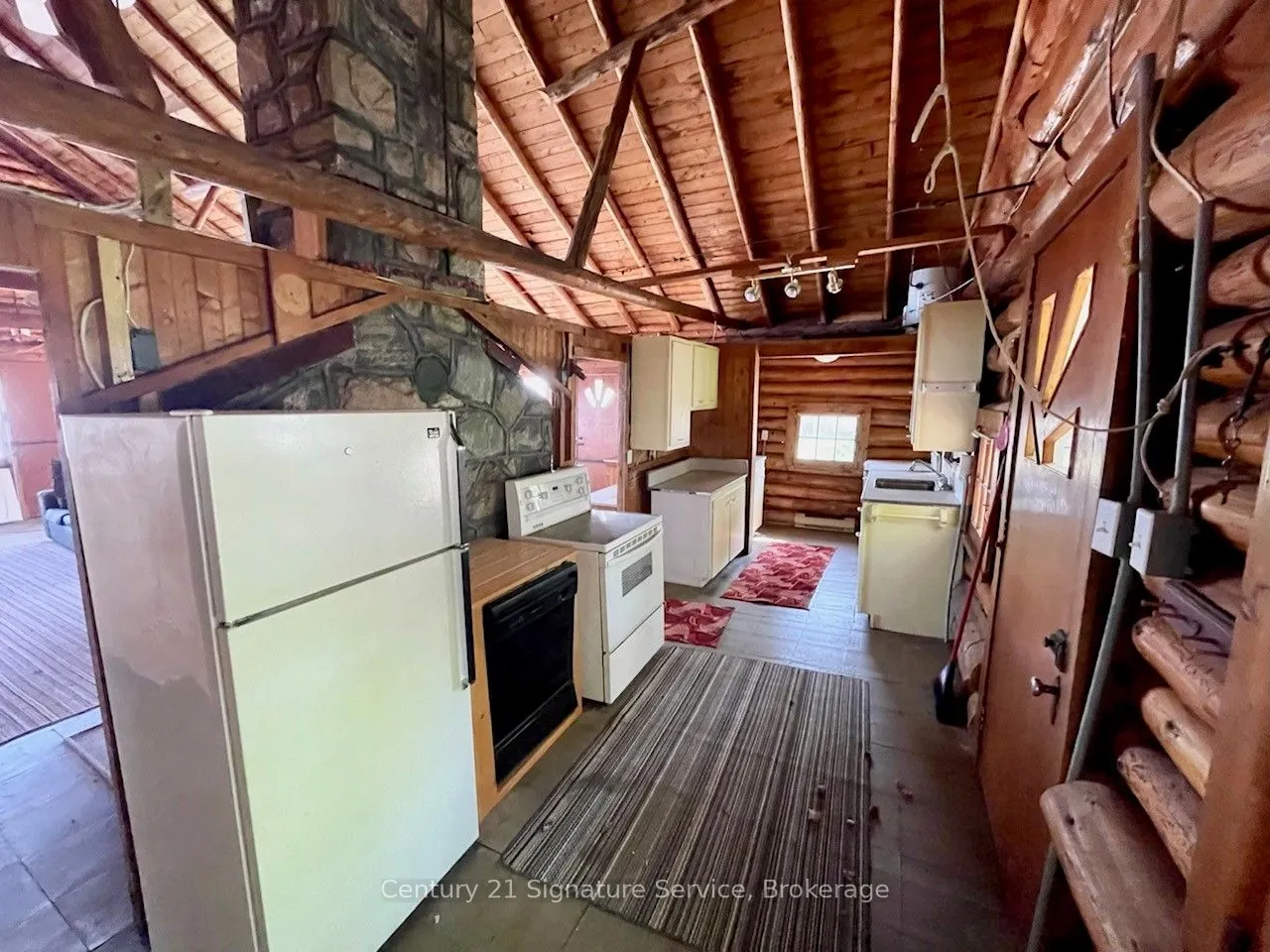 264 Robins Point Road