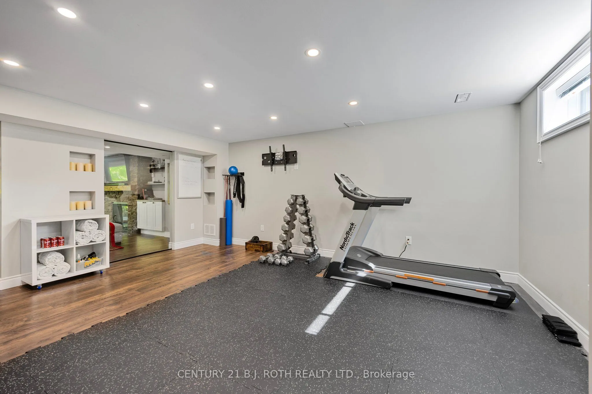 50 Diamond Valley Drive