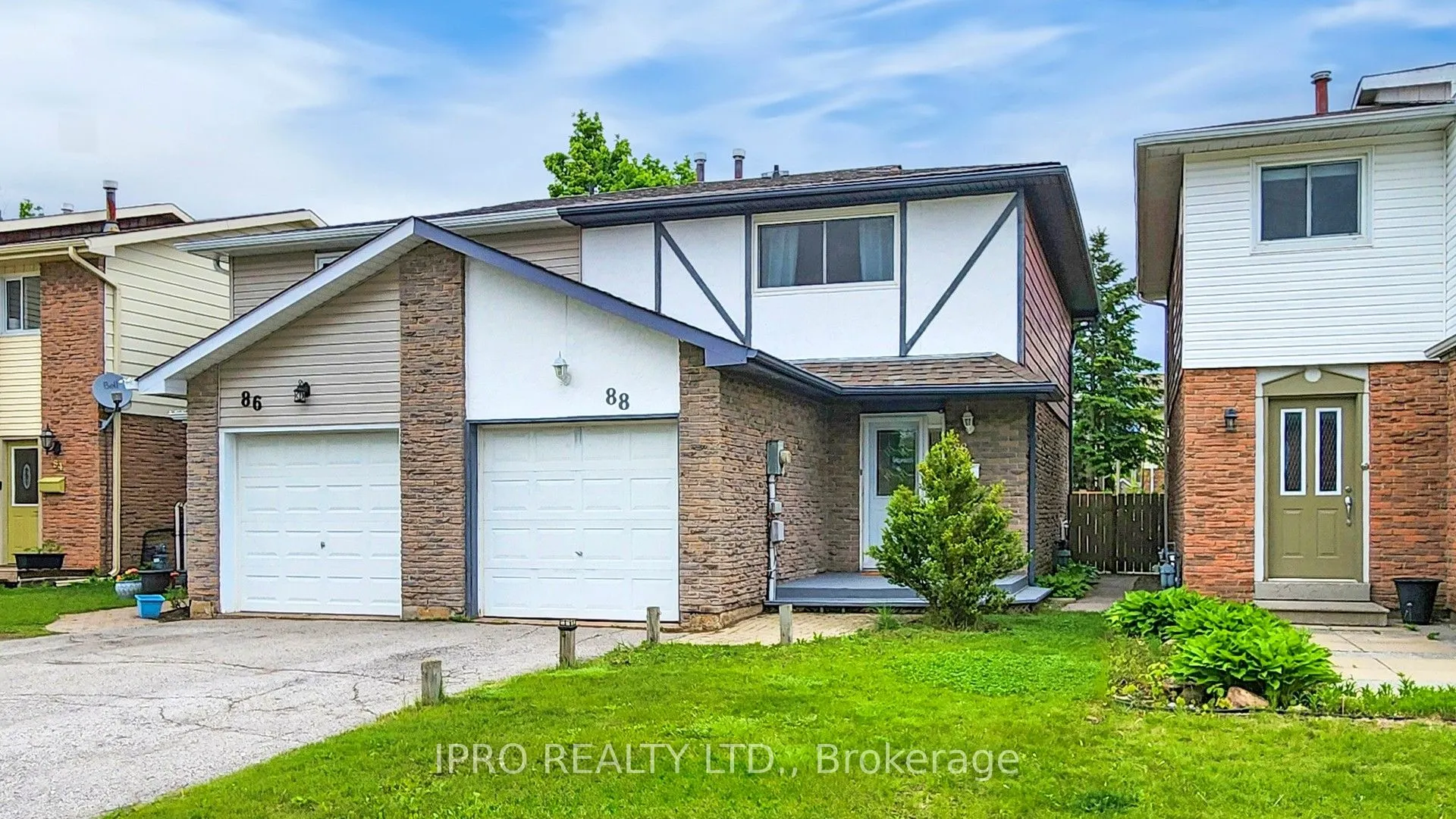 88 Christie Crescent