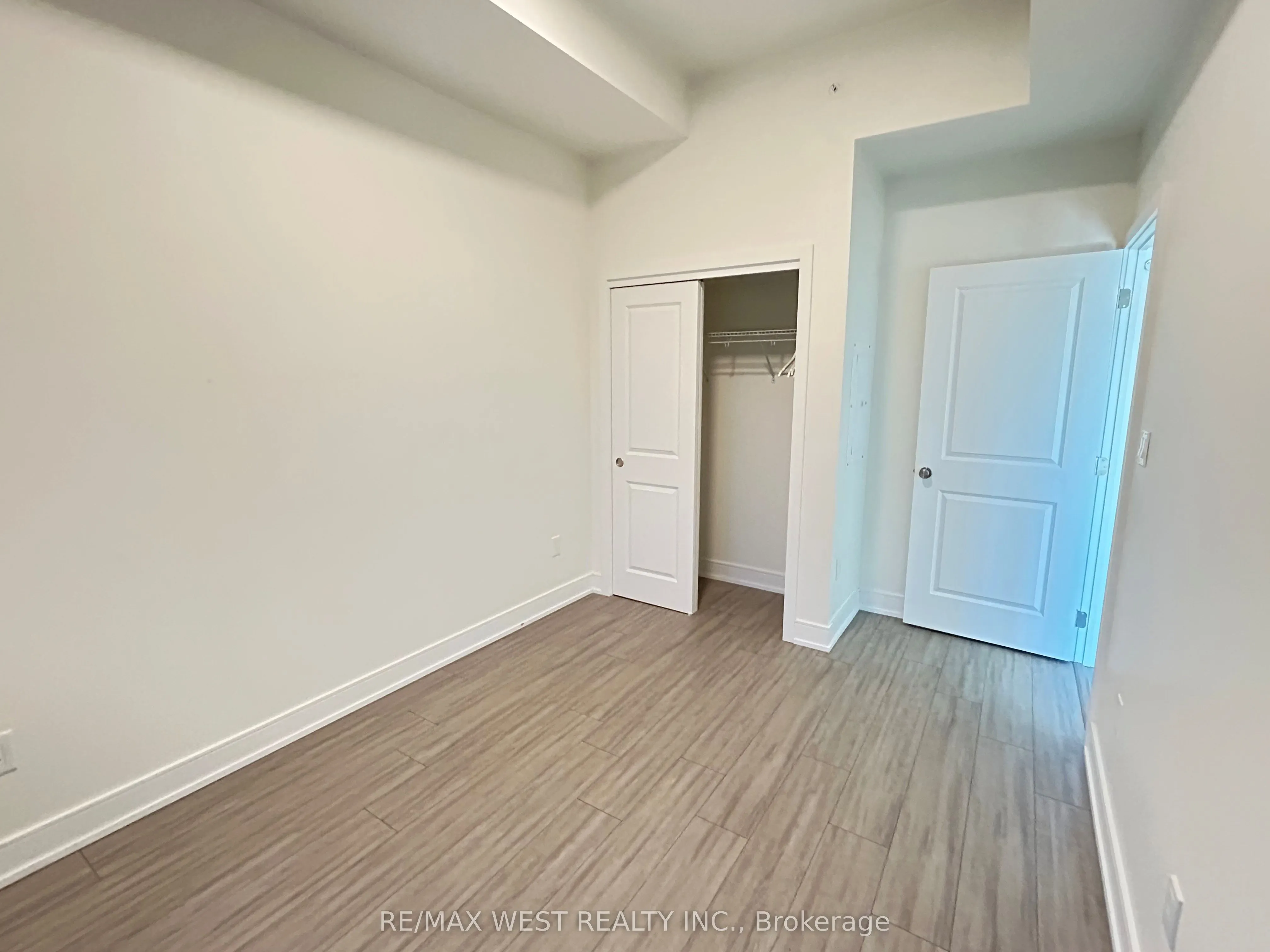 121 Mary Street, #313