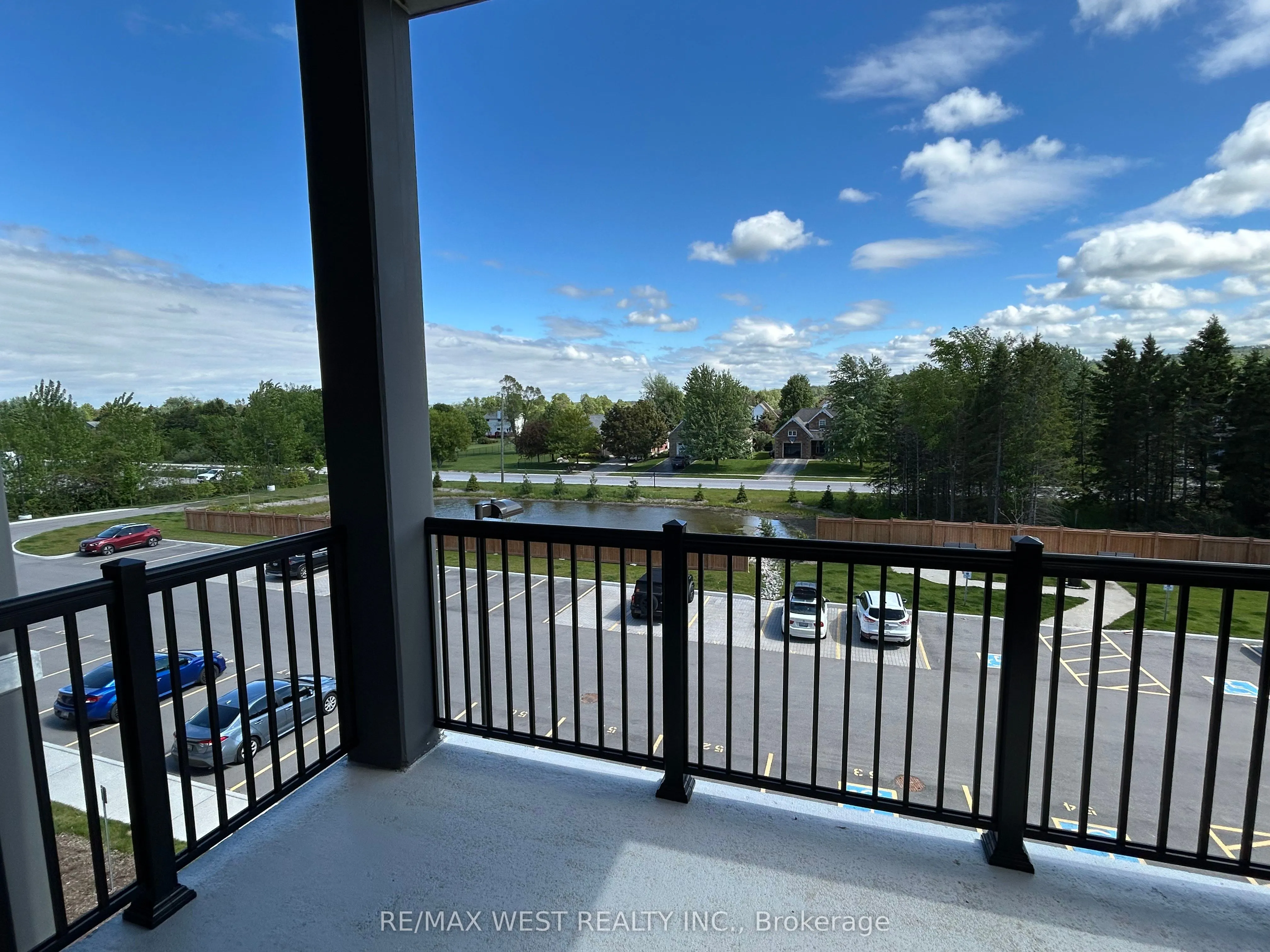 121 Mary Street, #313