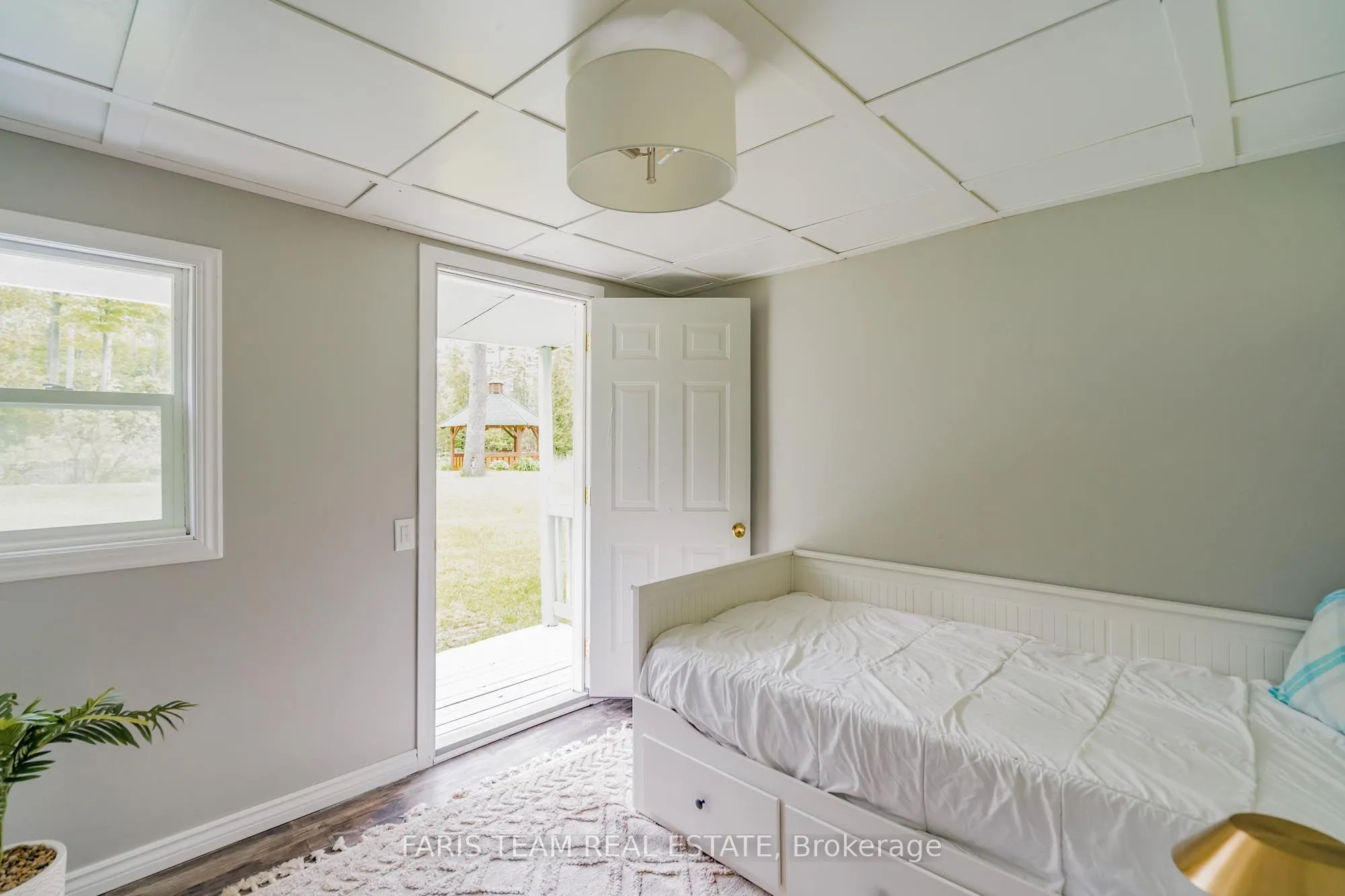 1441 Hendrie Road