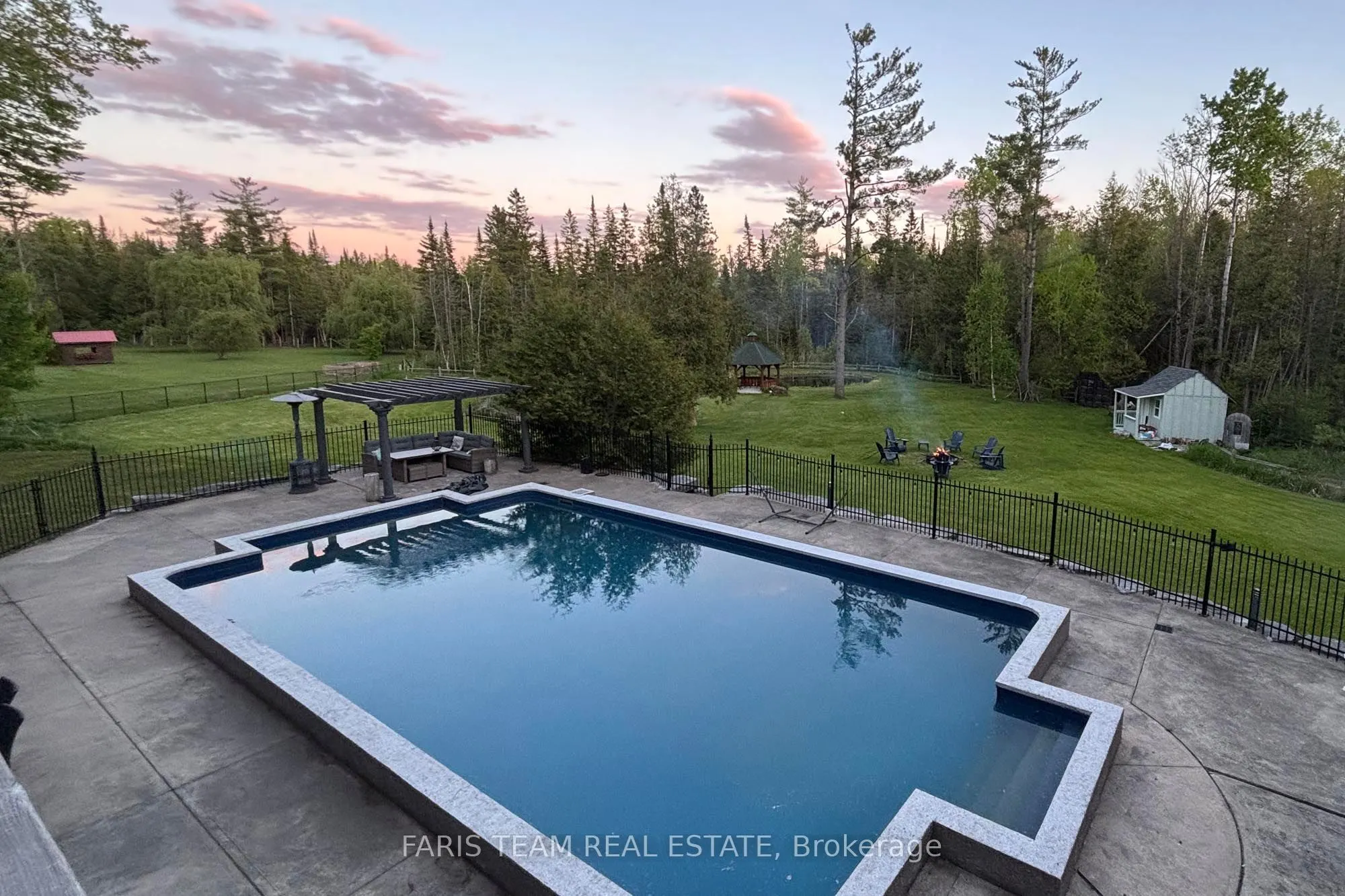 1441 Hendrie Road
