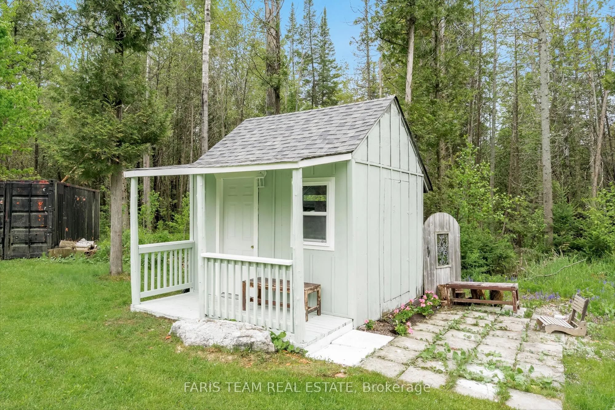 1441 Hendrie Road