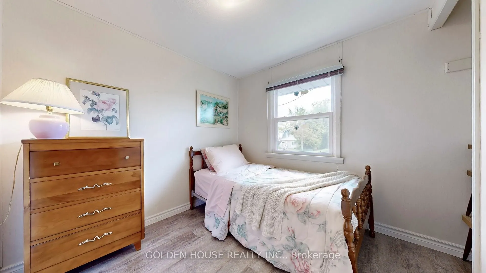 3845 Glenrest Drive