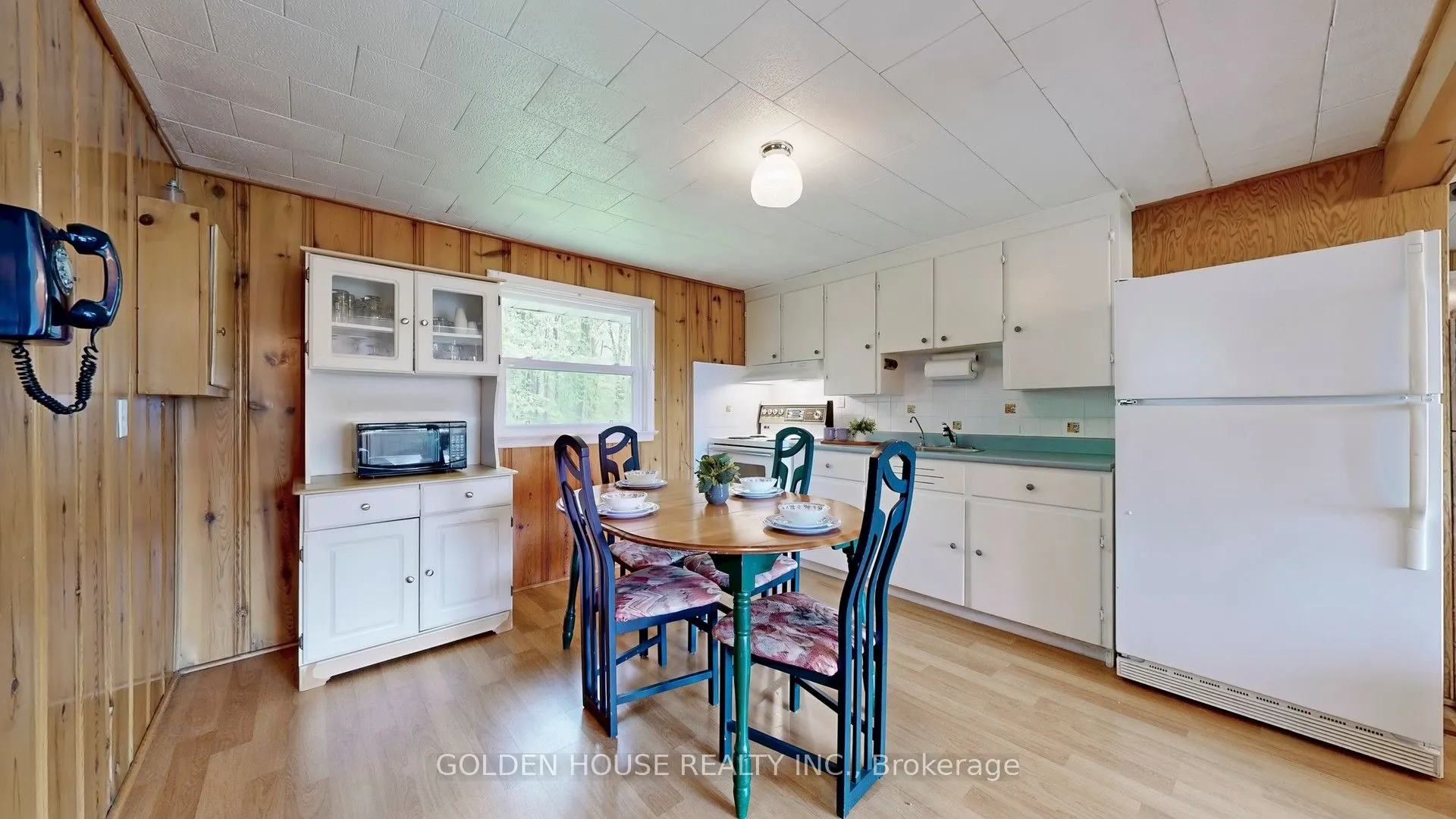 3845 Glenrest Drive