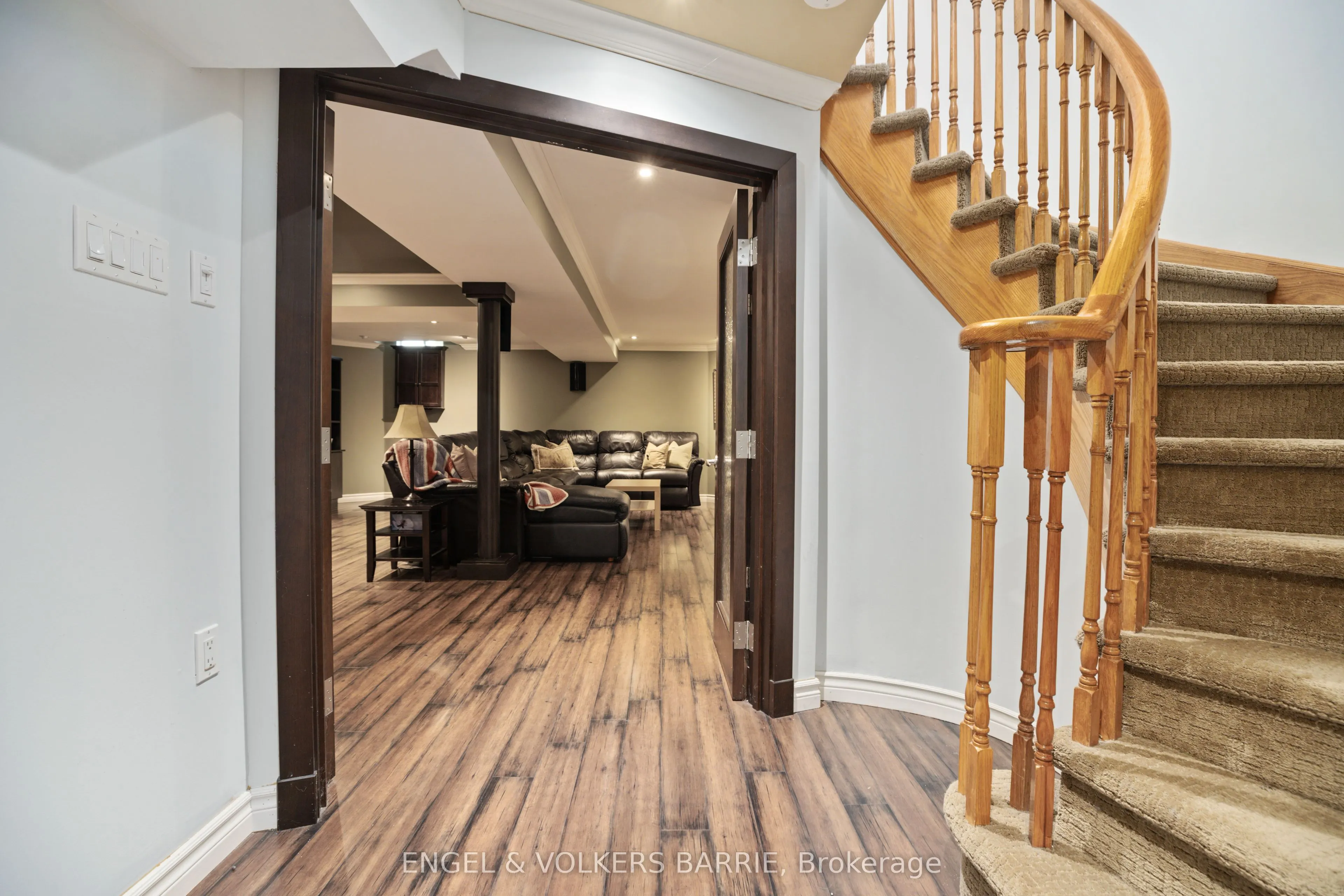 19 Grand Forest Drive