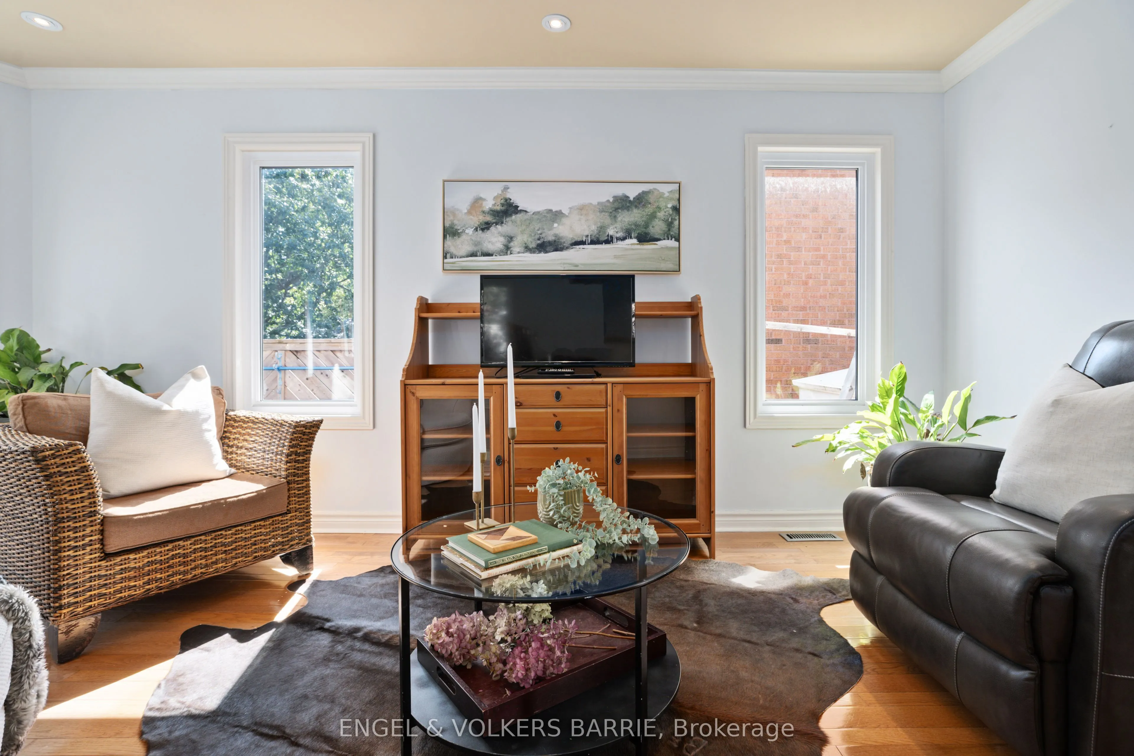 19 Grand Forest Drive