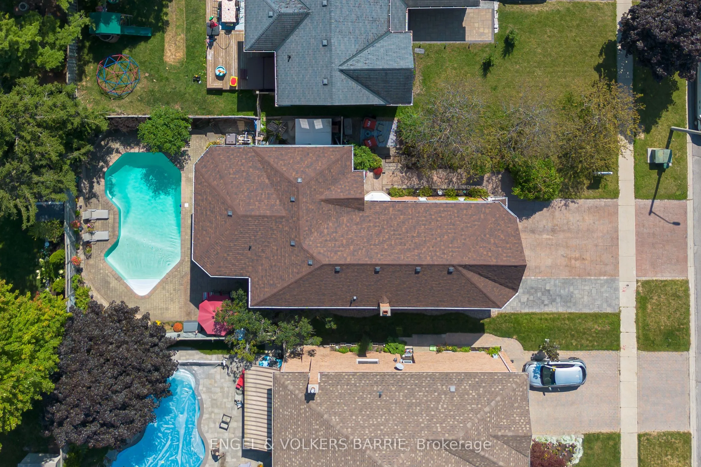 19 Grand Forest Drive