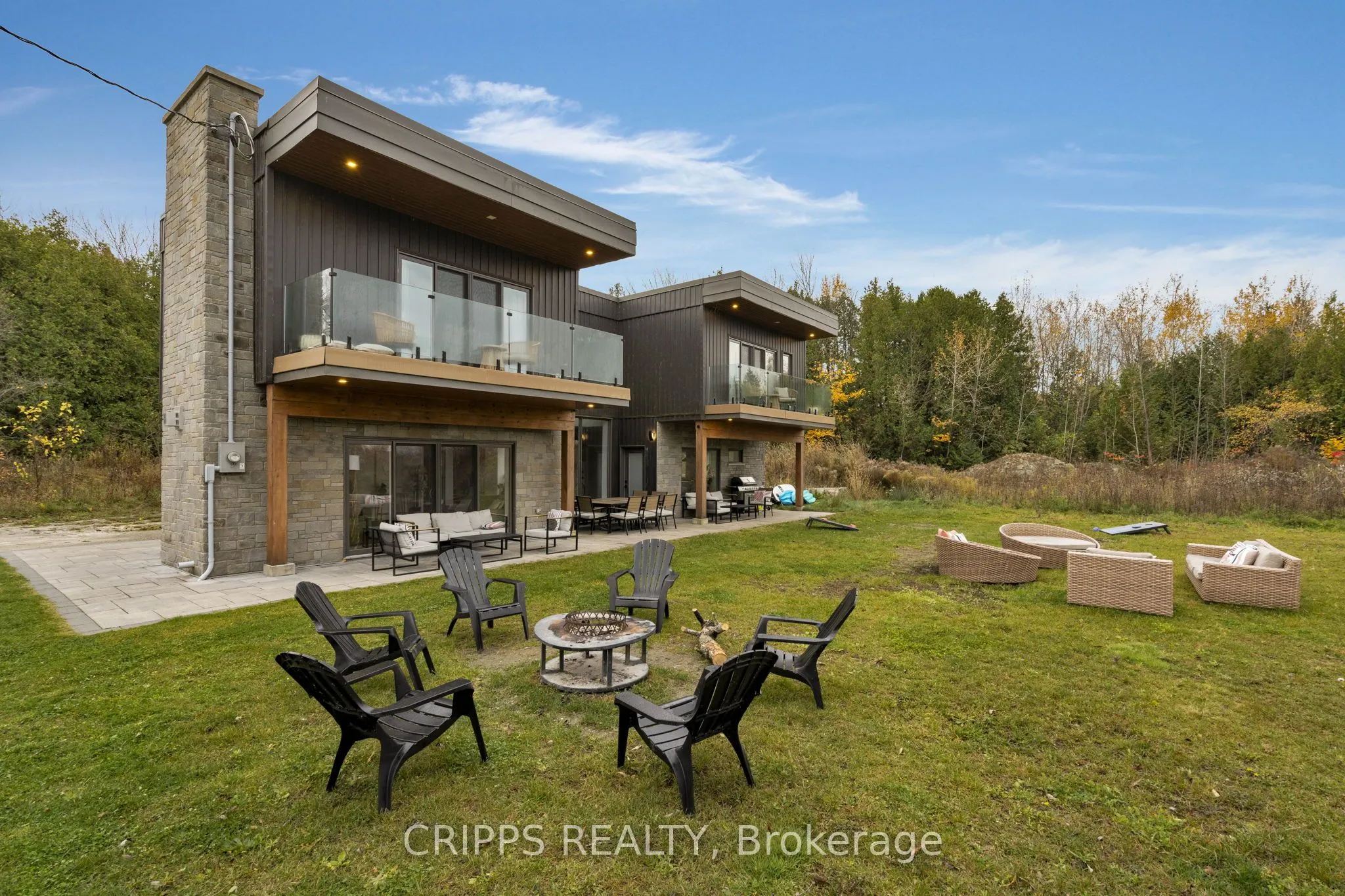 31 HEMLOCK Avenue