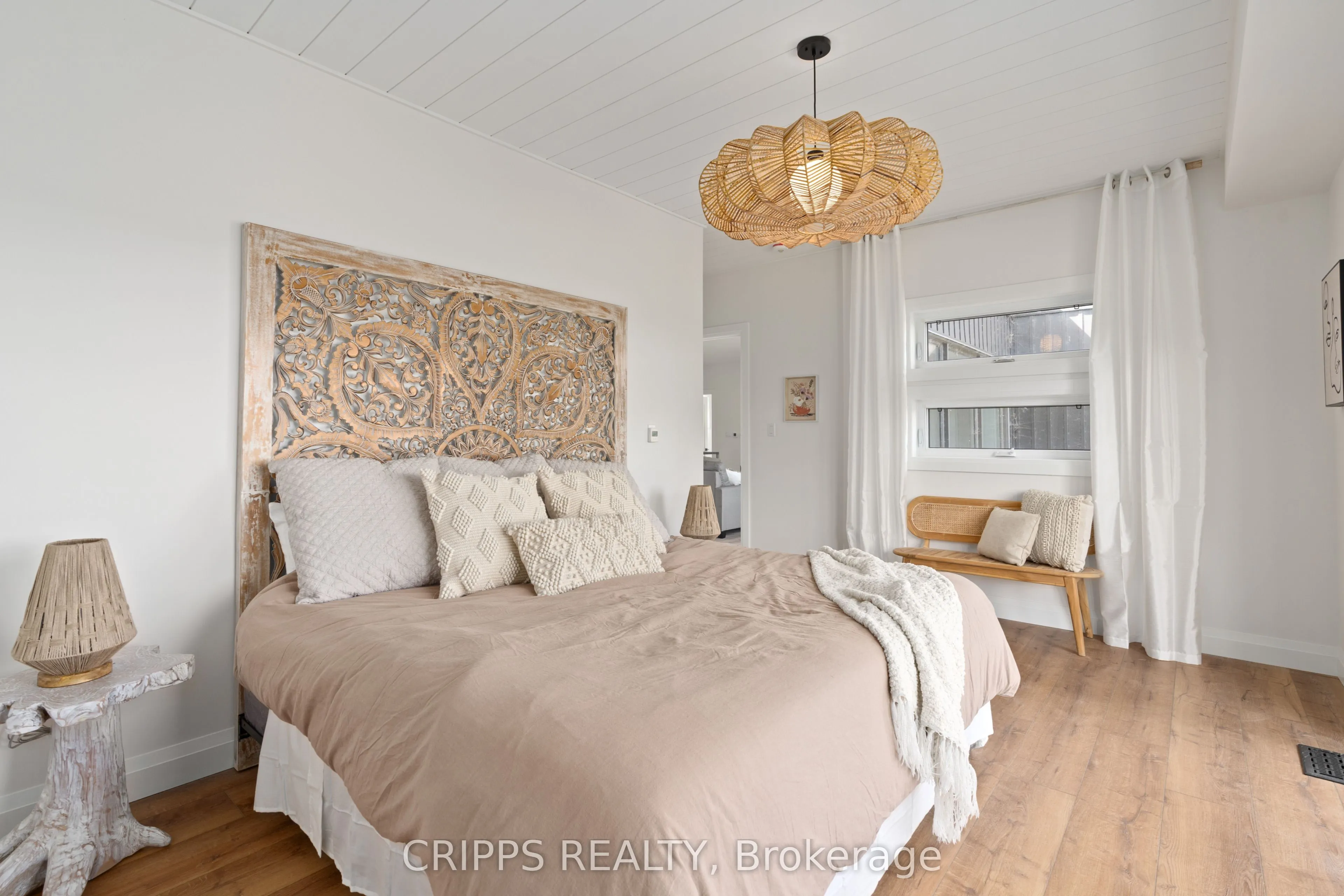 31 HEMLOCK Avenue