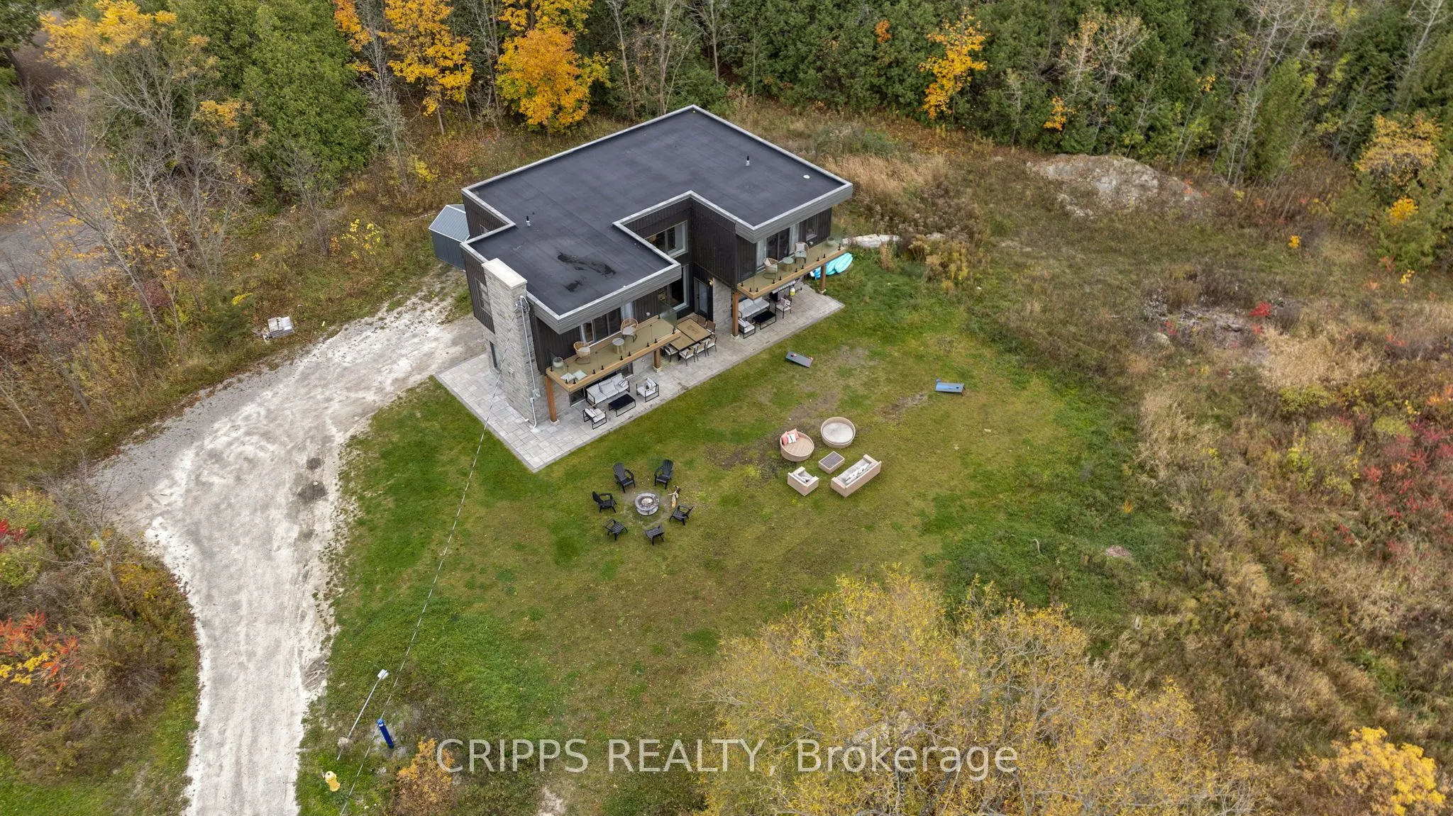 31 HEMLOCK Avenue