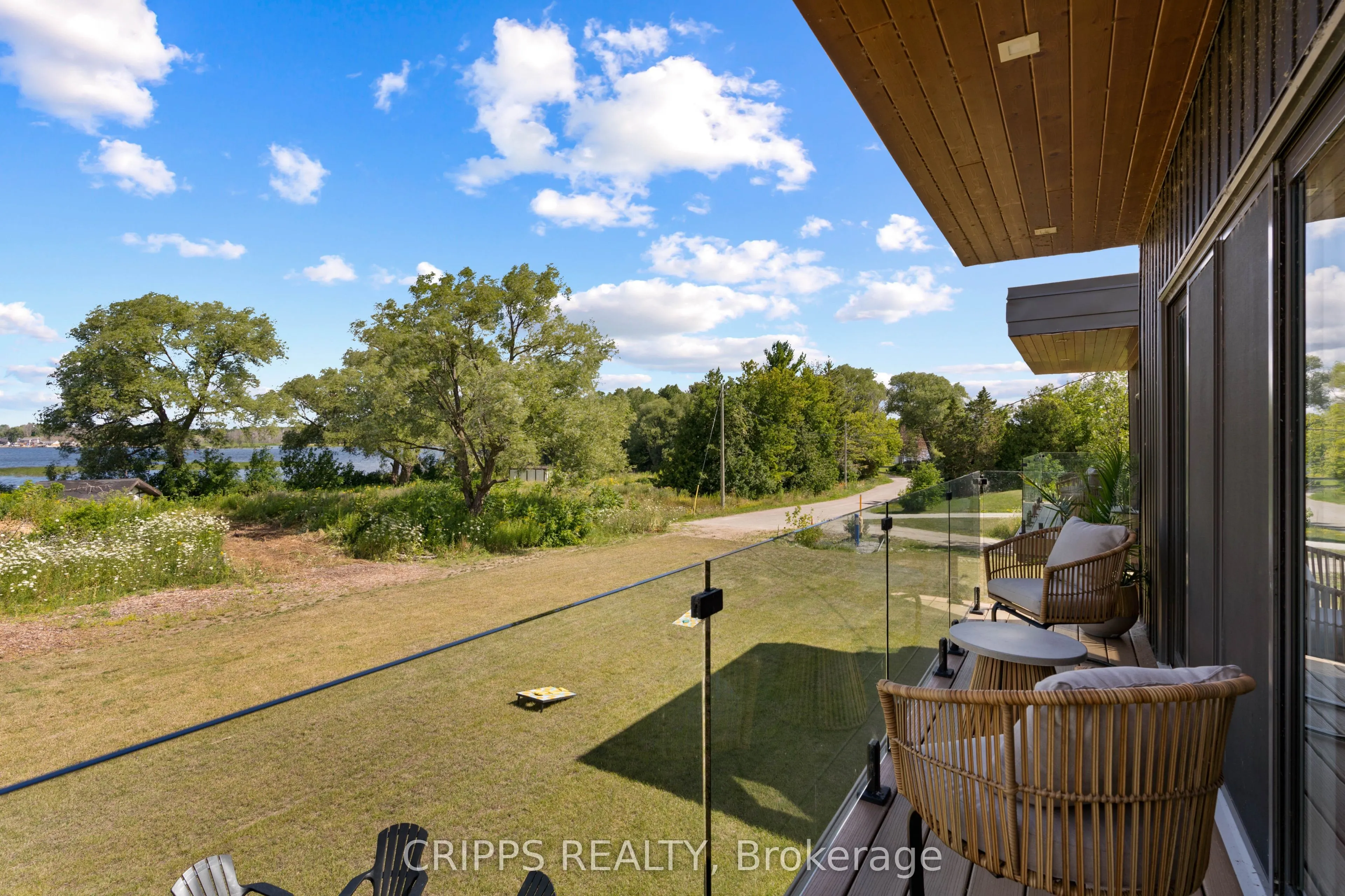 31 HEMLOCK Avenue