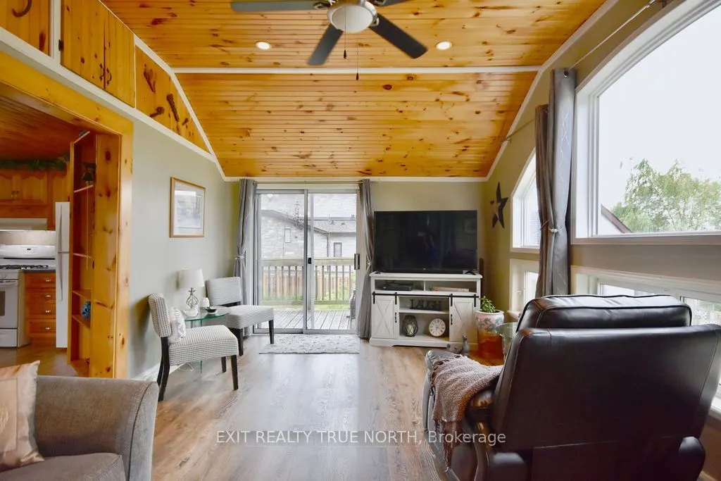 5632 Penetanguishene Road