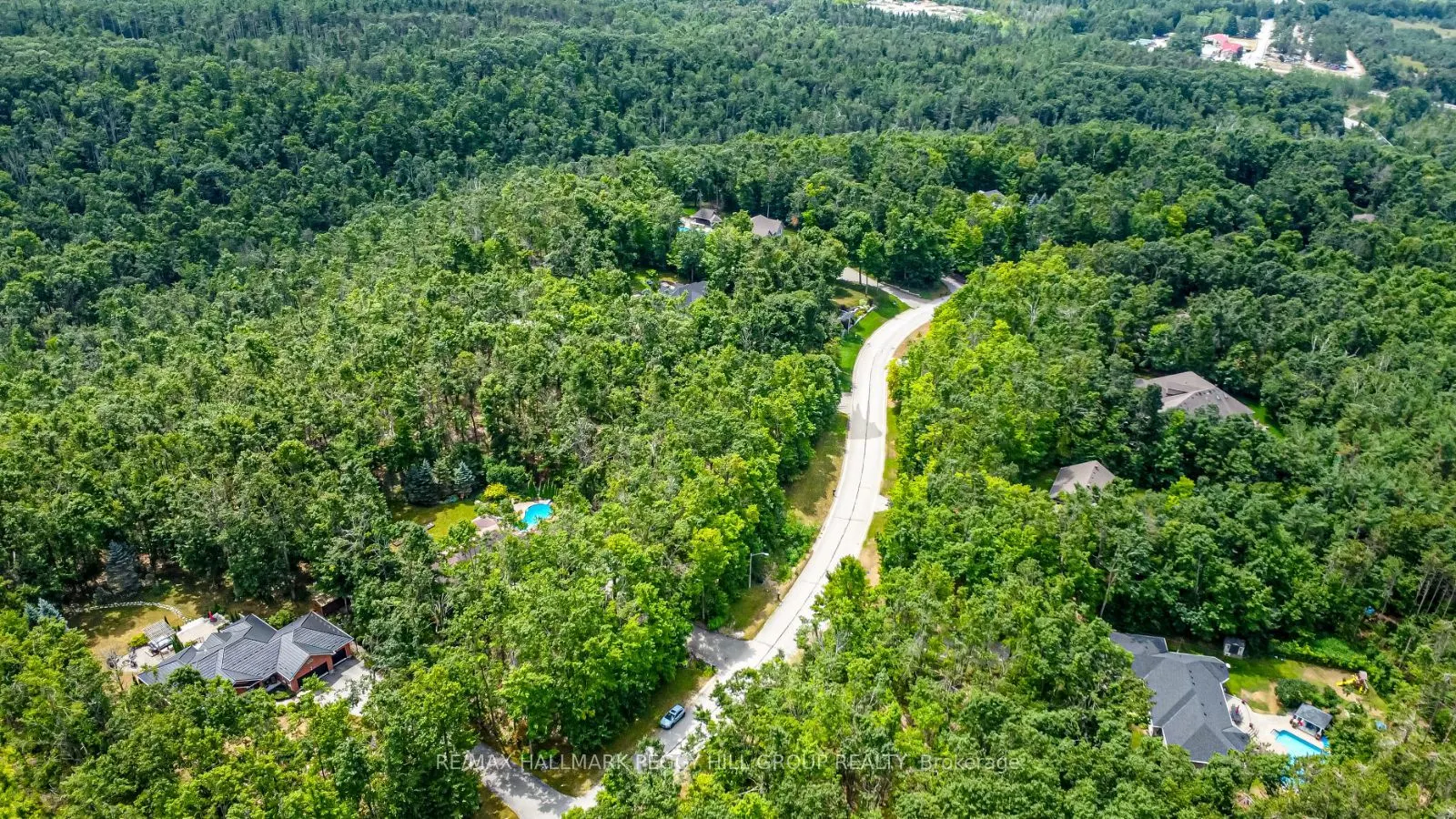 17 Maple Ridge Road