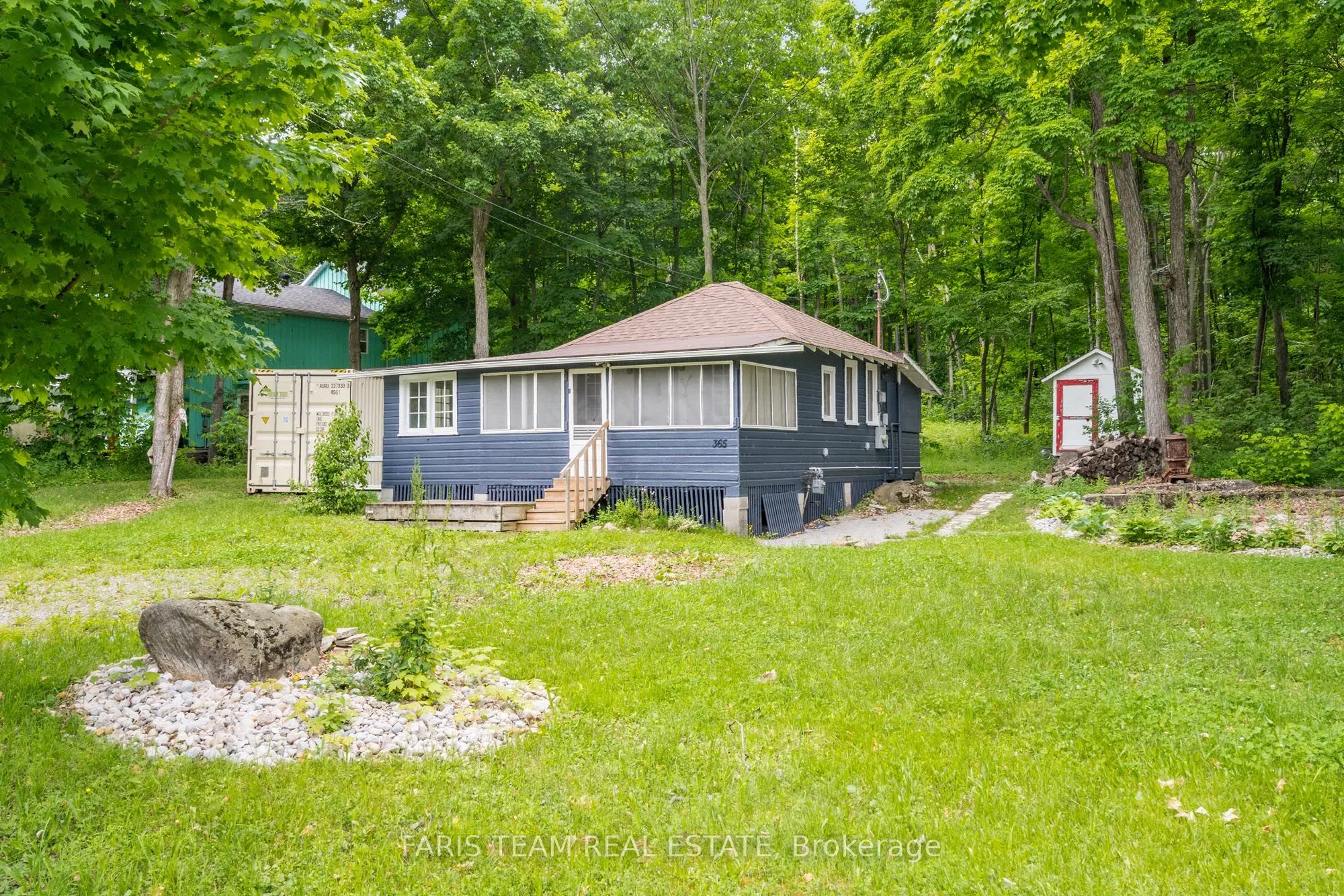 365 Robins Point Road
