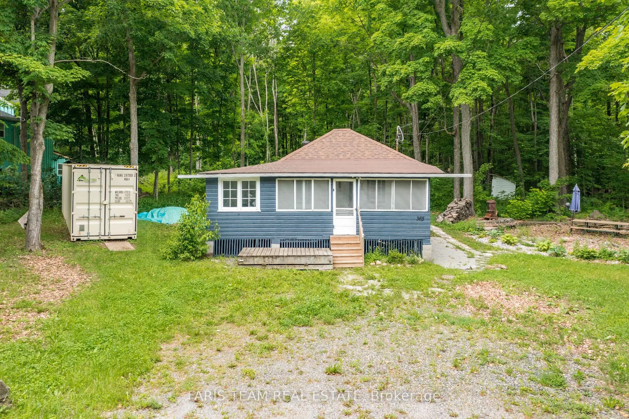 365 Robins Point Road