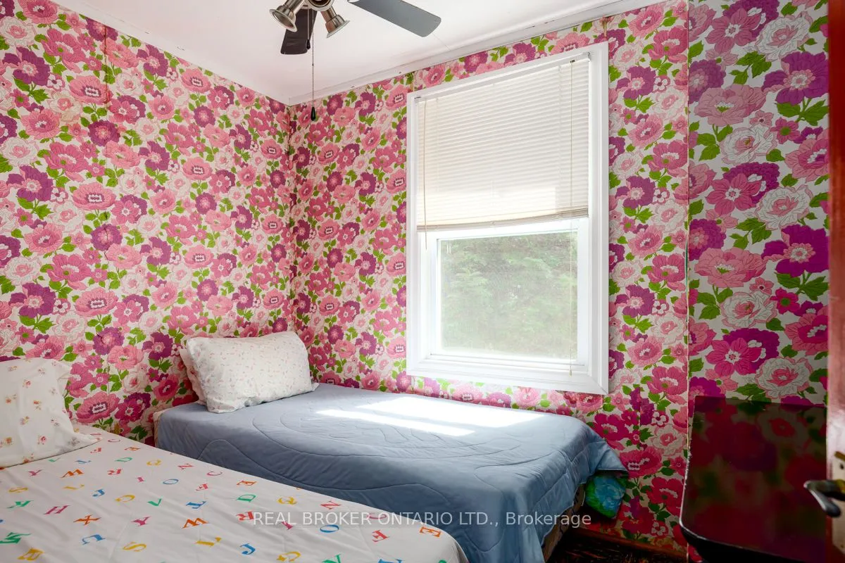70 Ivy Lane
