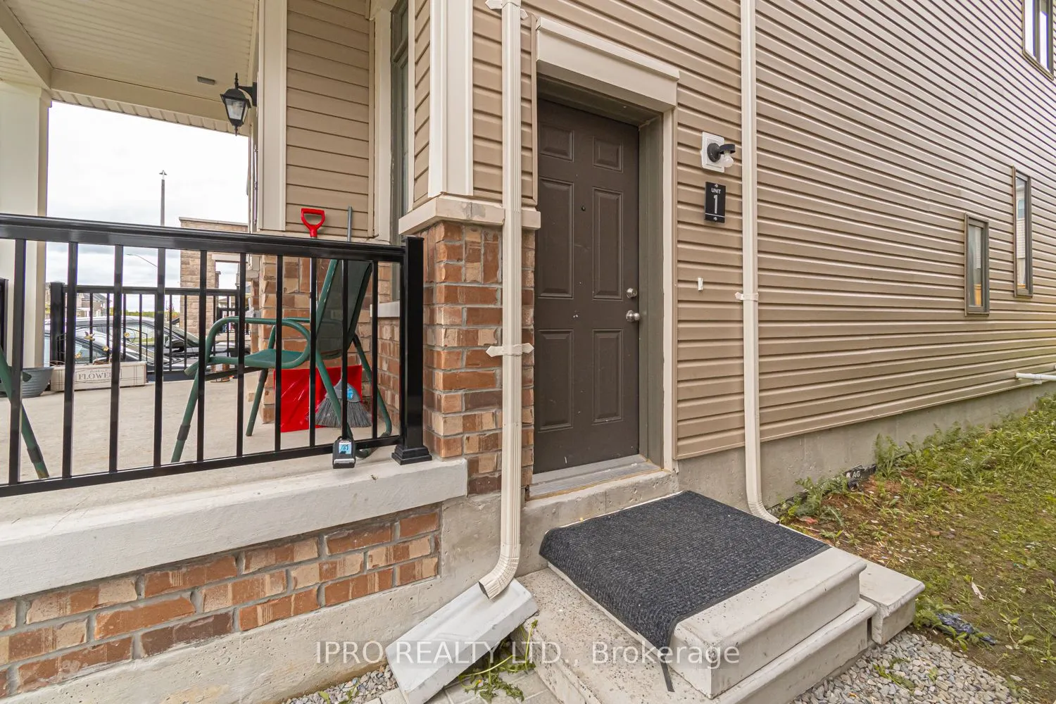 35 Bannister Road