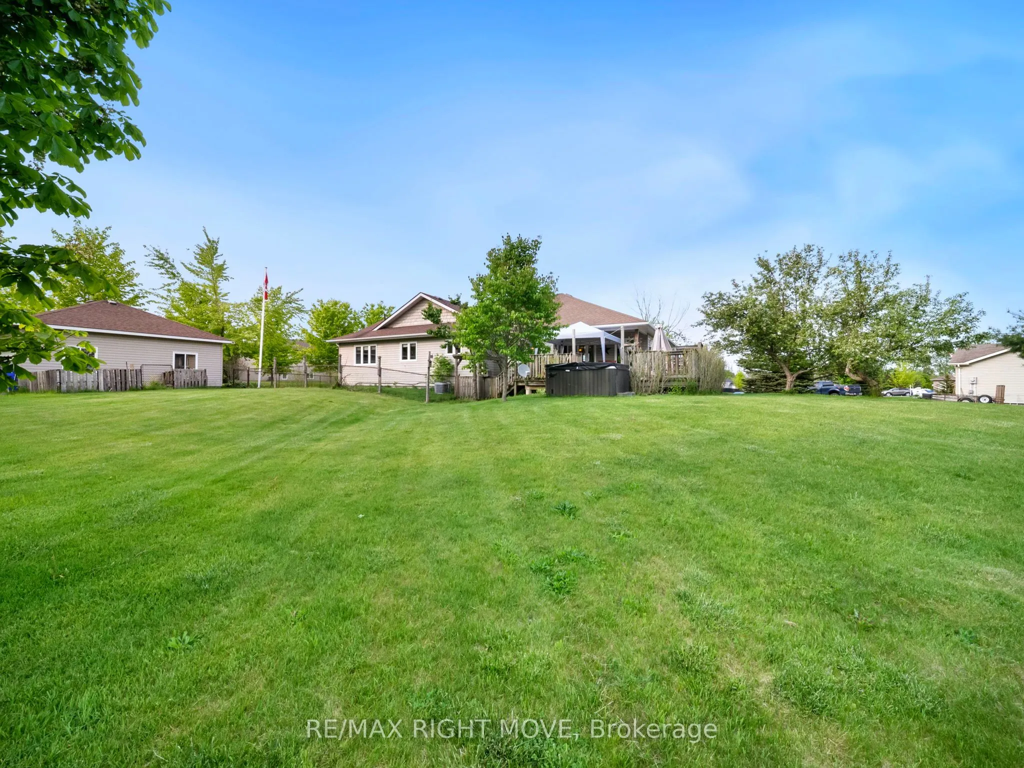 4672 Zachary Crescent