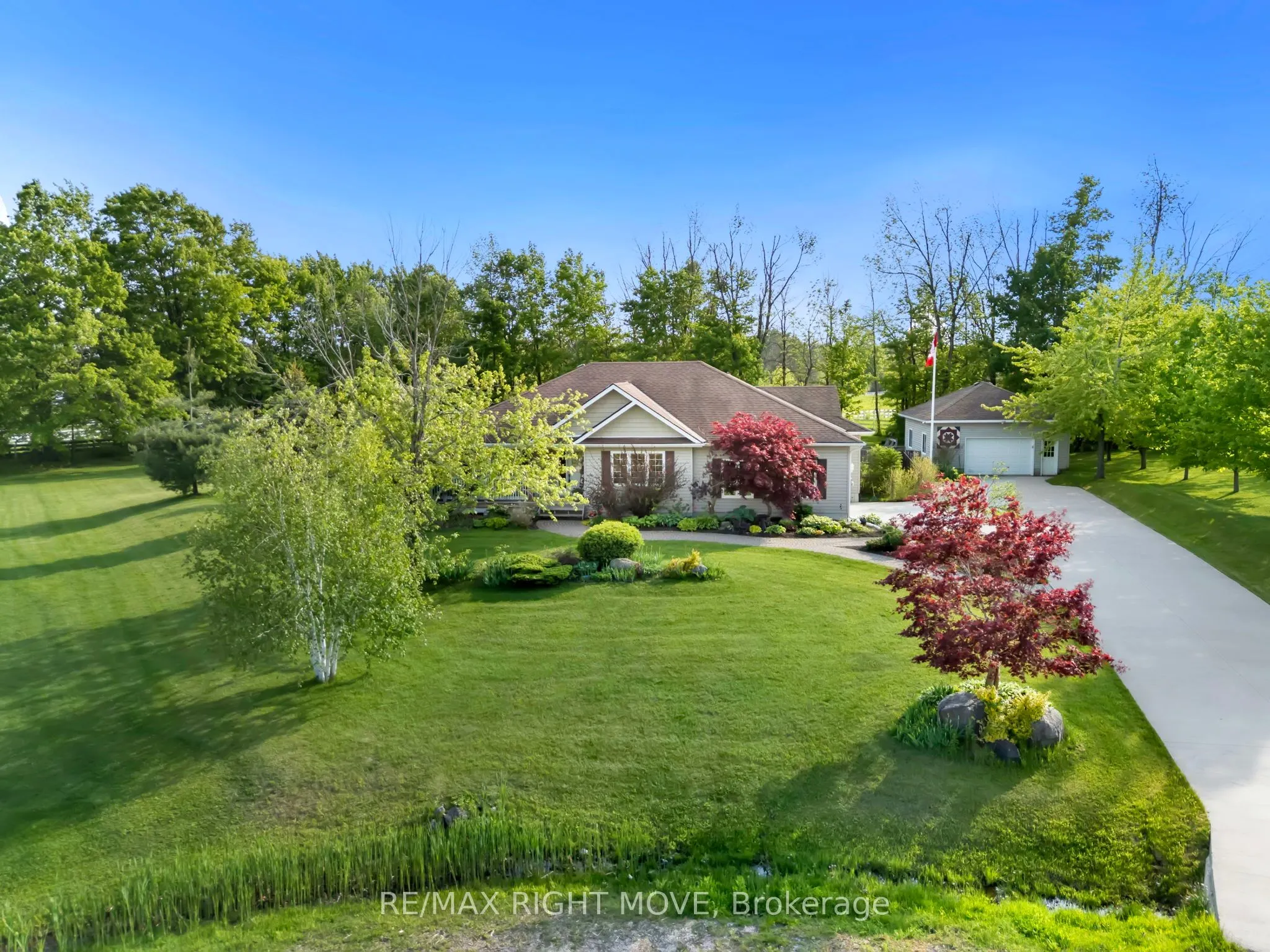 4672 Zachary Crescent