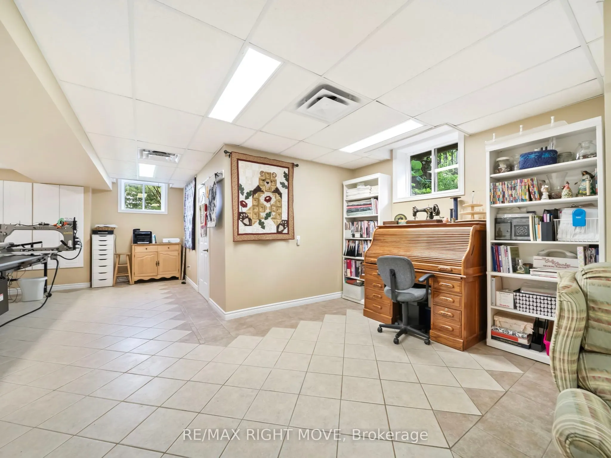 4672 Zachary Crescent