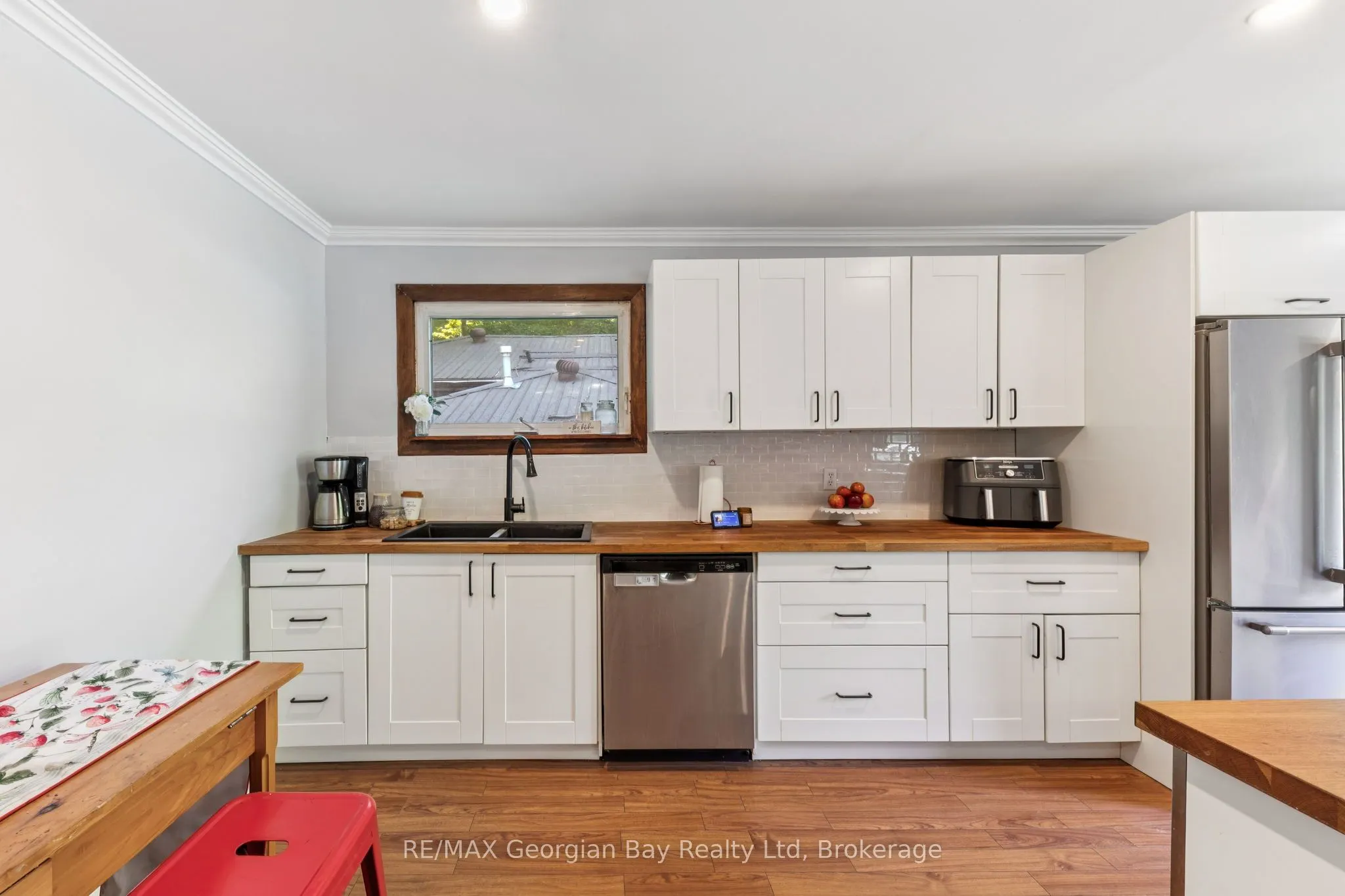 86 MCARTHUR Drive