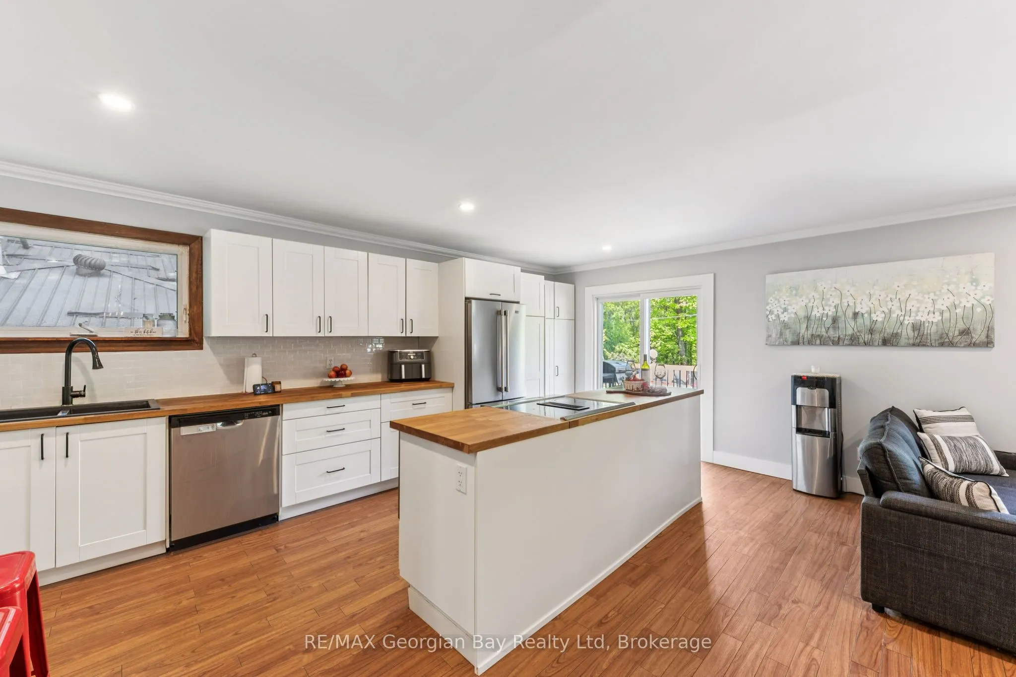 86 MCARTHUR Drive