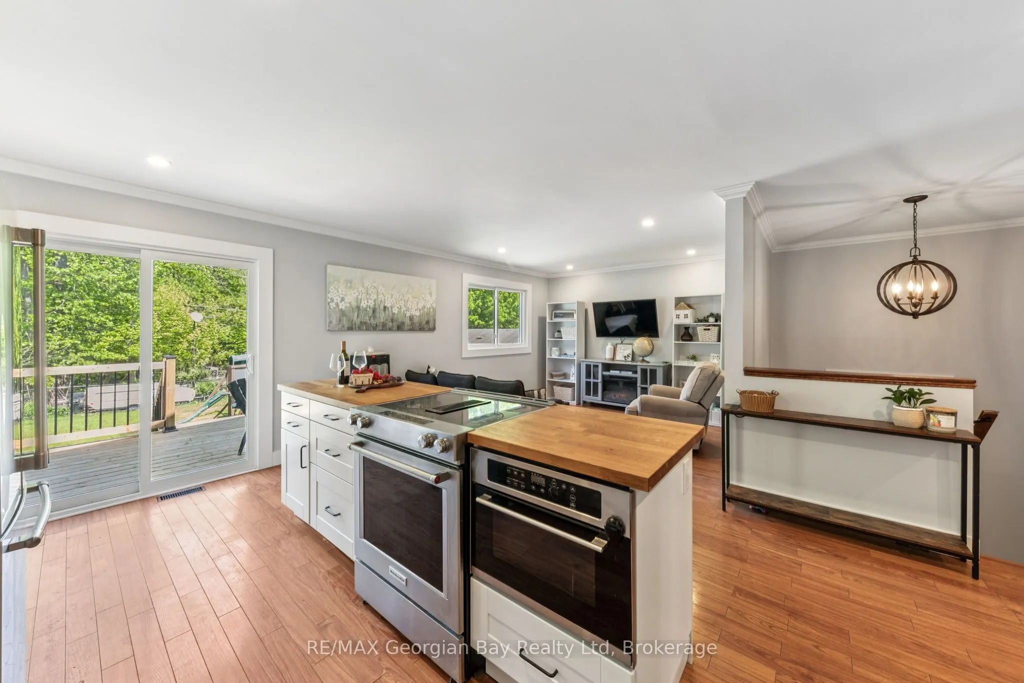 86 MCARTHUR Drive