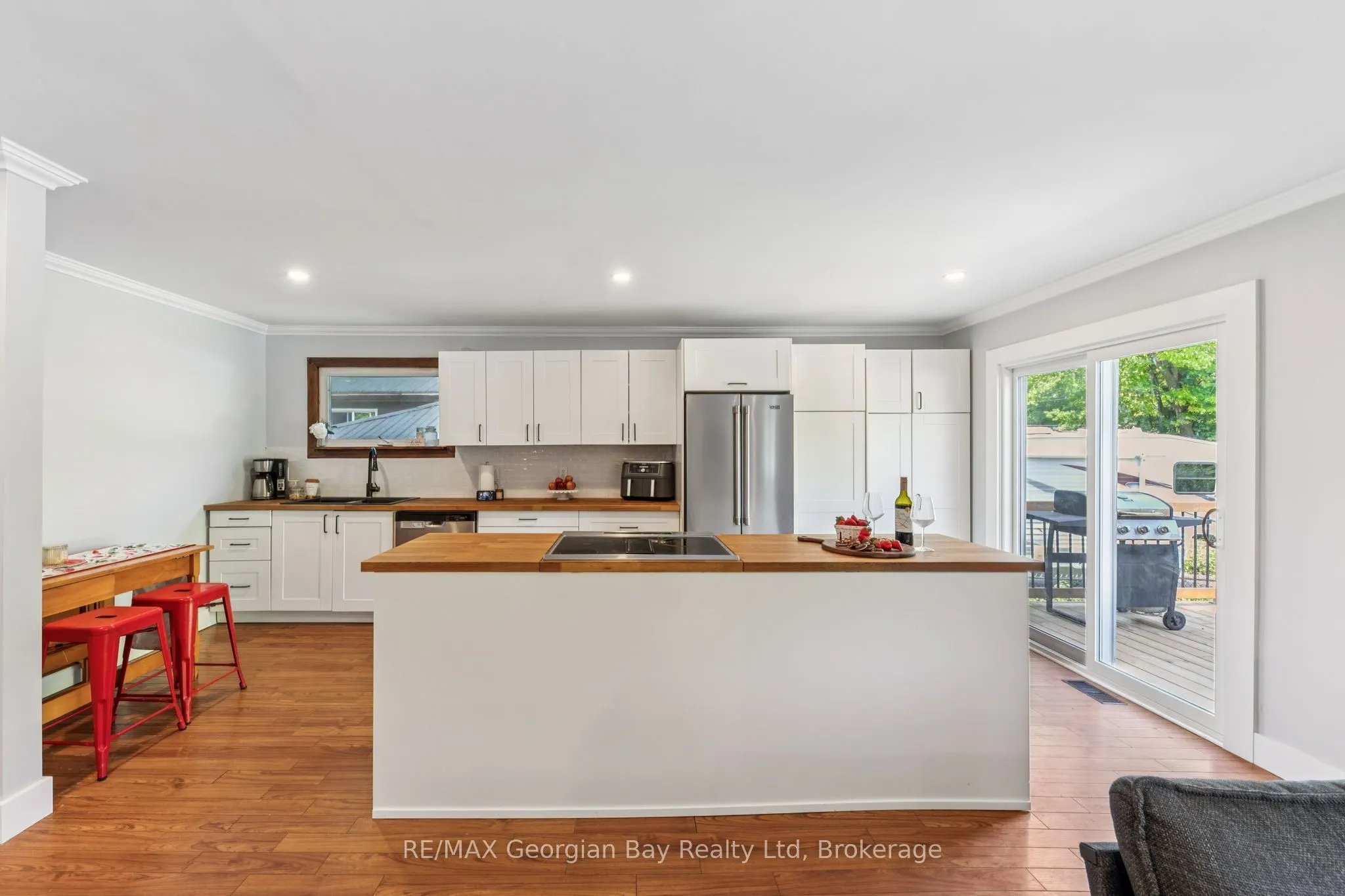 86 MCARTHUR Drive