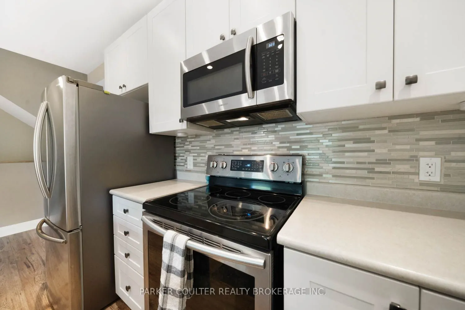 2616 Grand Tamarack Crescent