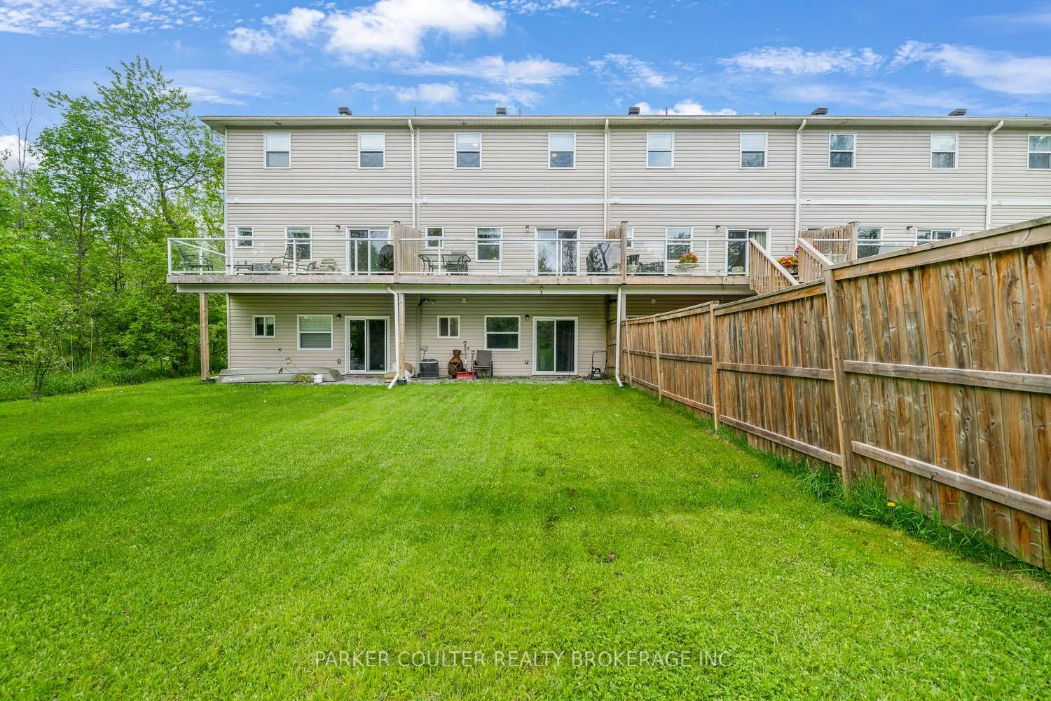 2616 Grand Tamarack Crescent