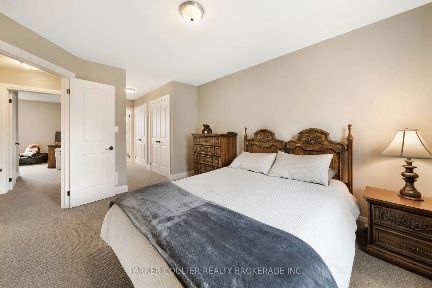 2616 Grand Tamarack Crescent