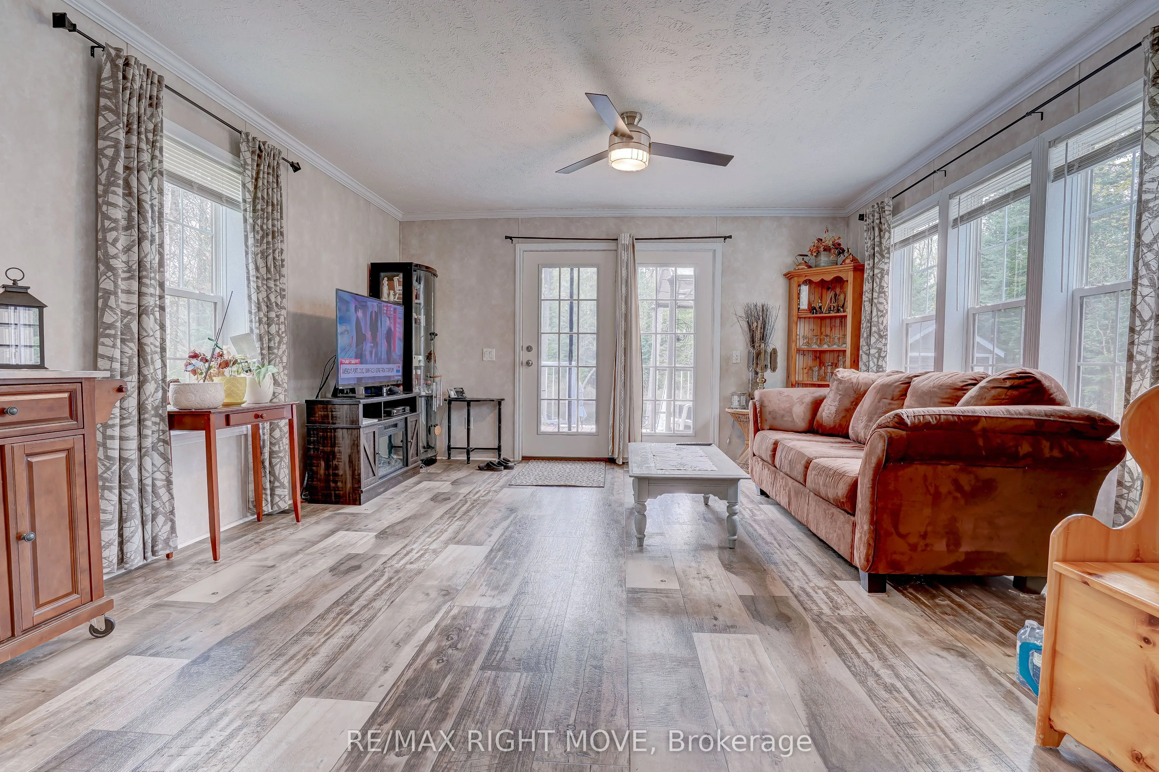 6593 Pioneer Village Lane