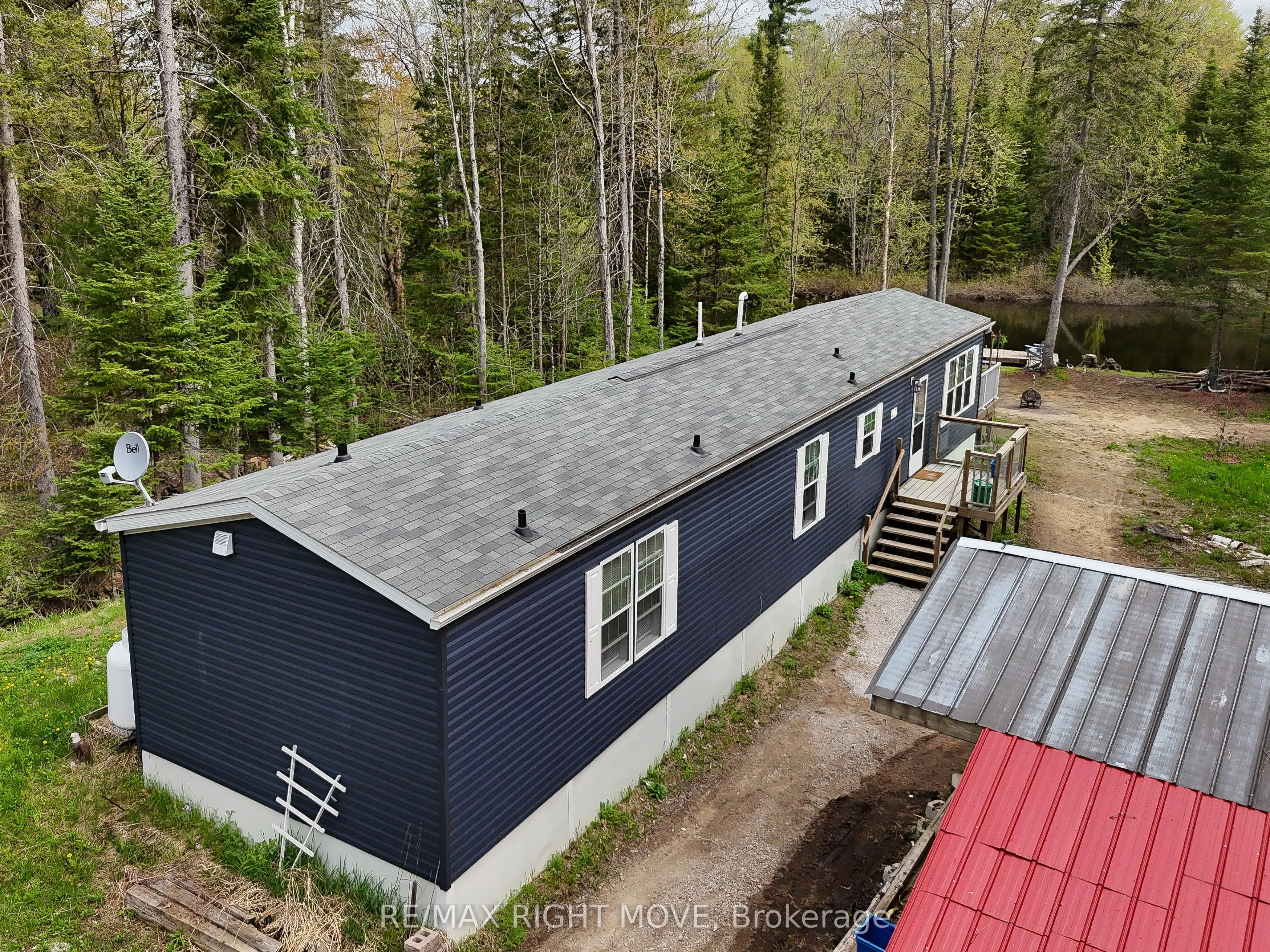 6593 Pioneer Village Lane