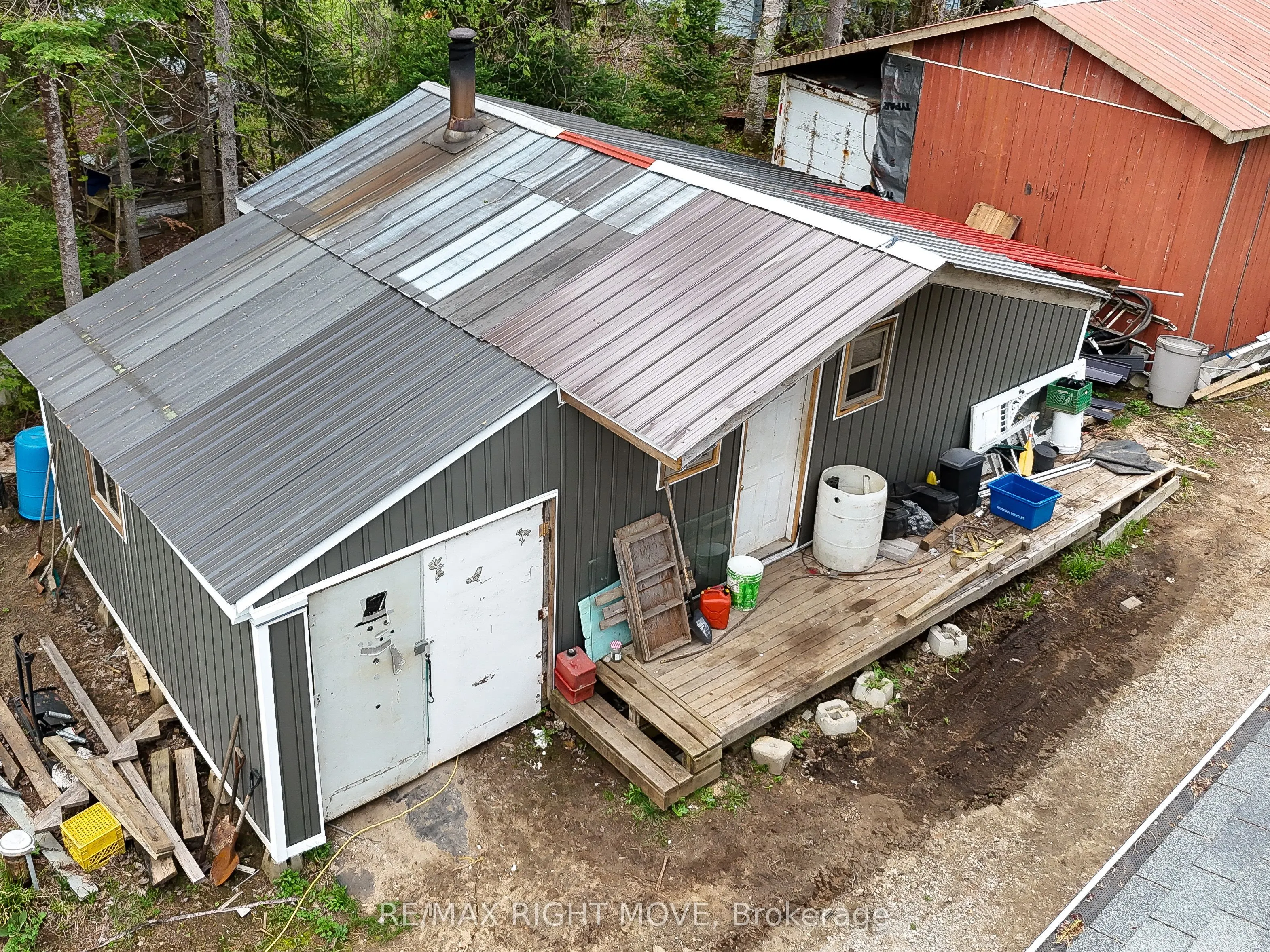 6593 Pioneer Village Lane