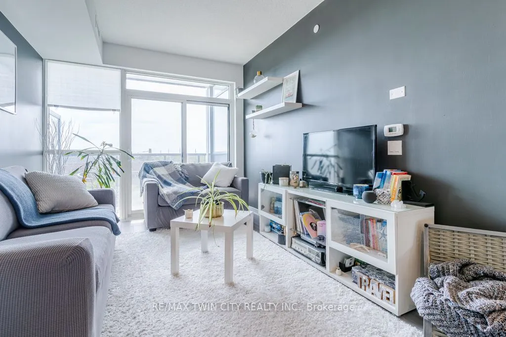 681 Yonge Street #409