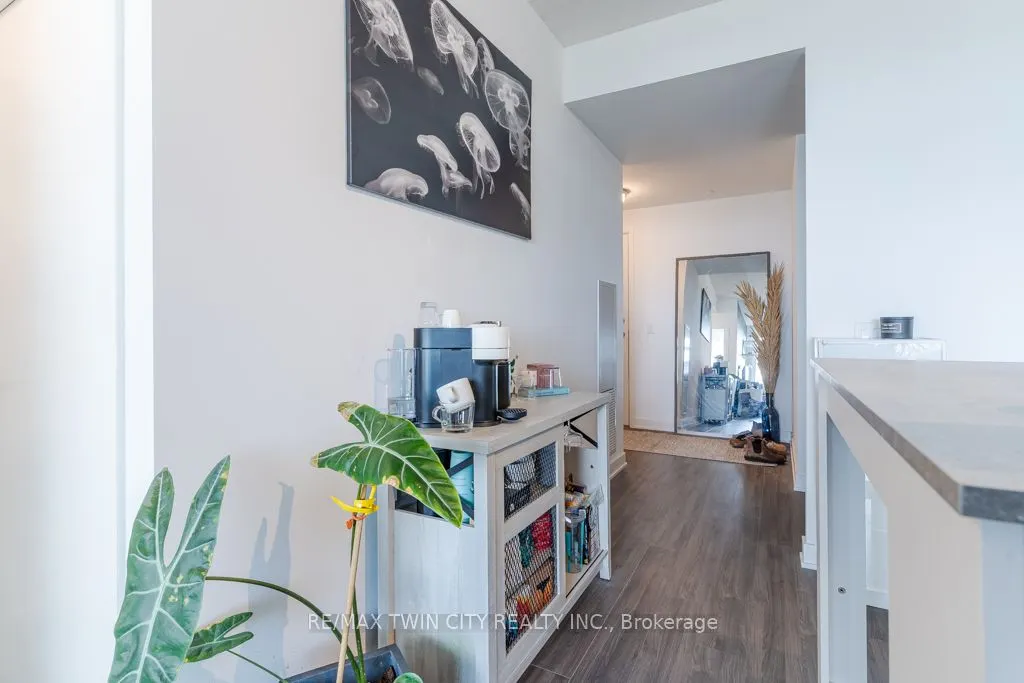 681 Yonge Street #409