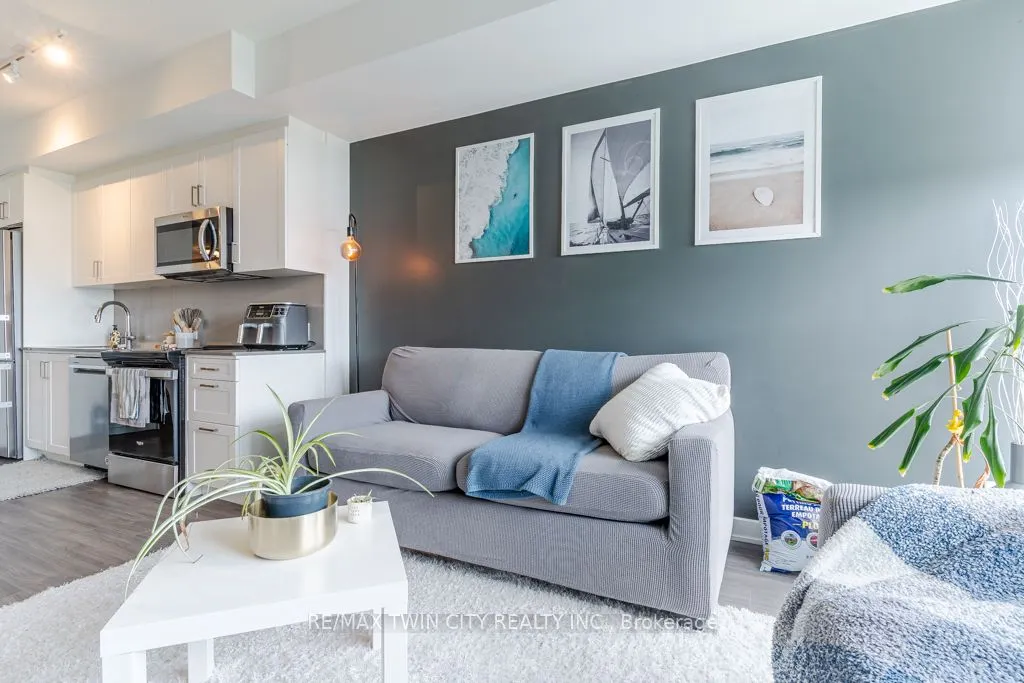 681 Yonge Street #409