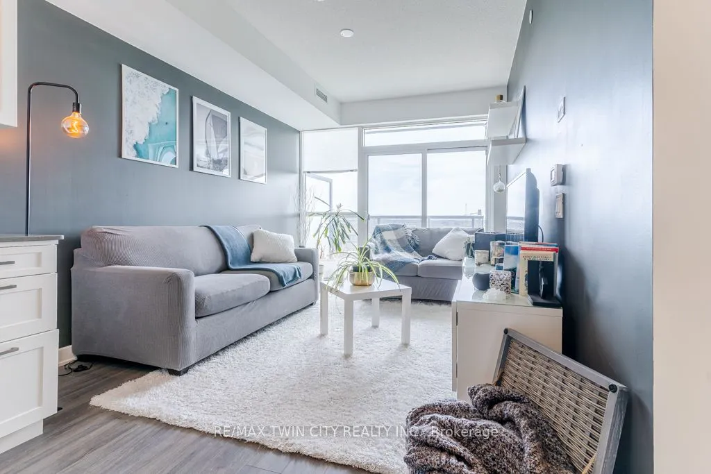 681 Yonge Street #409