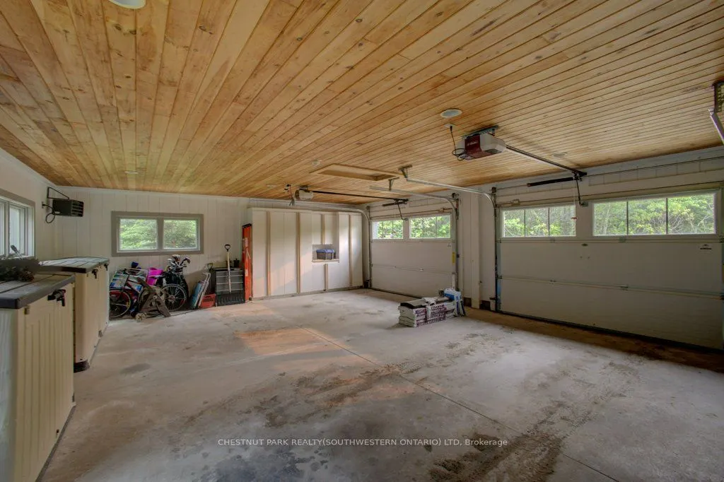 8429 Poplar Side Road