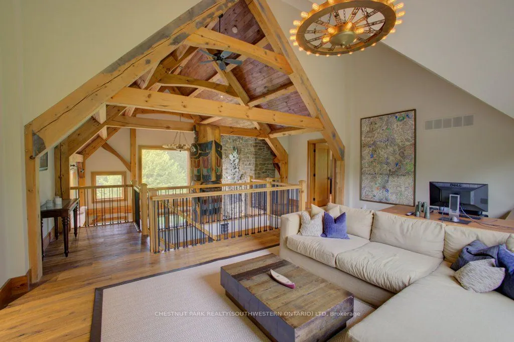 8429 Poplar Side Road