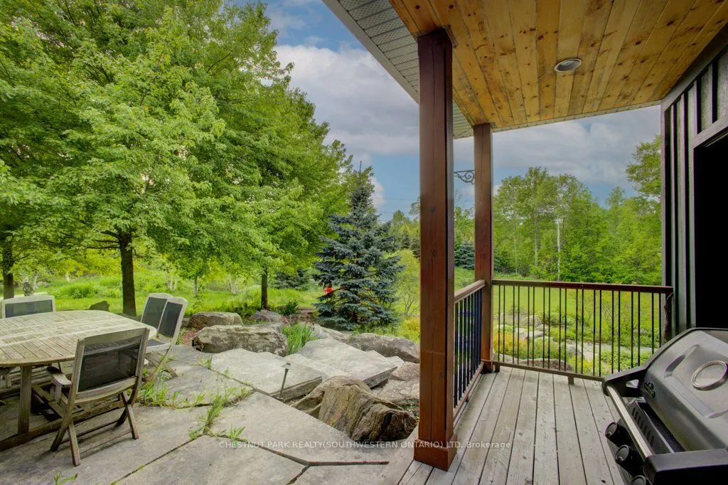 8429 Poplar Side Road