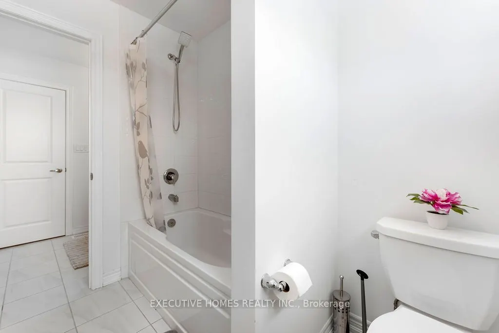 23 KINGSBURY Trail