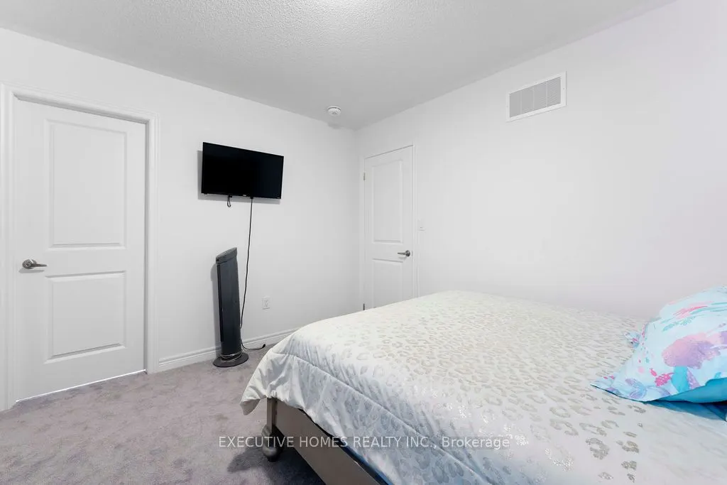 23 KINGSBURY Trail